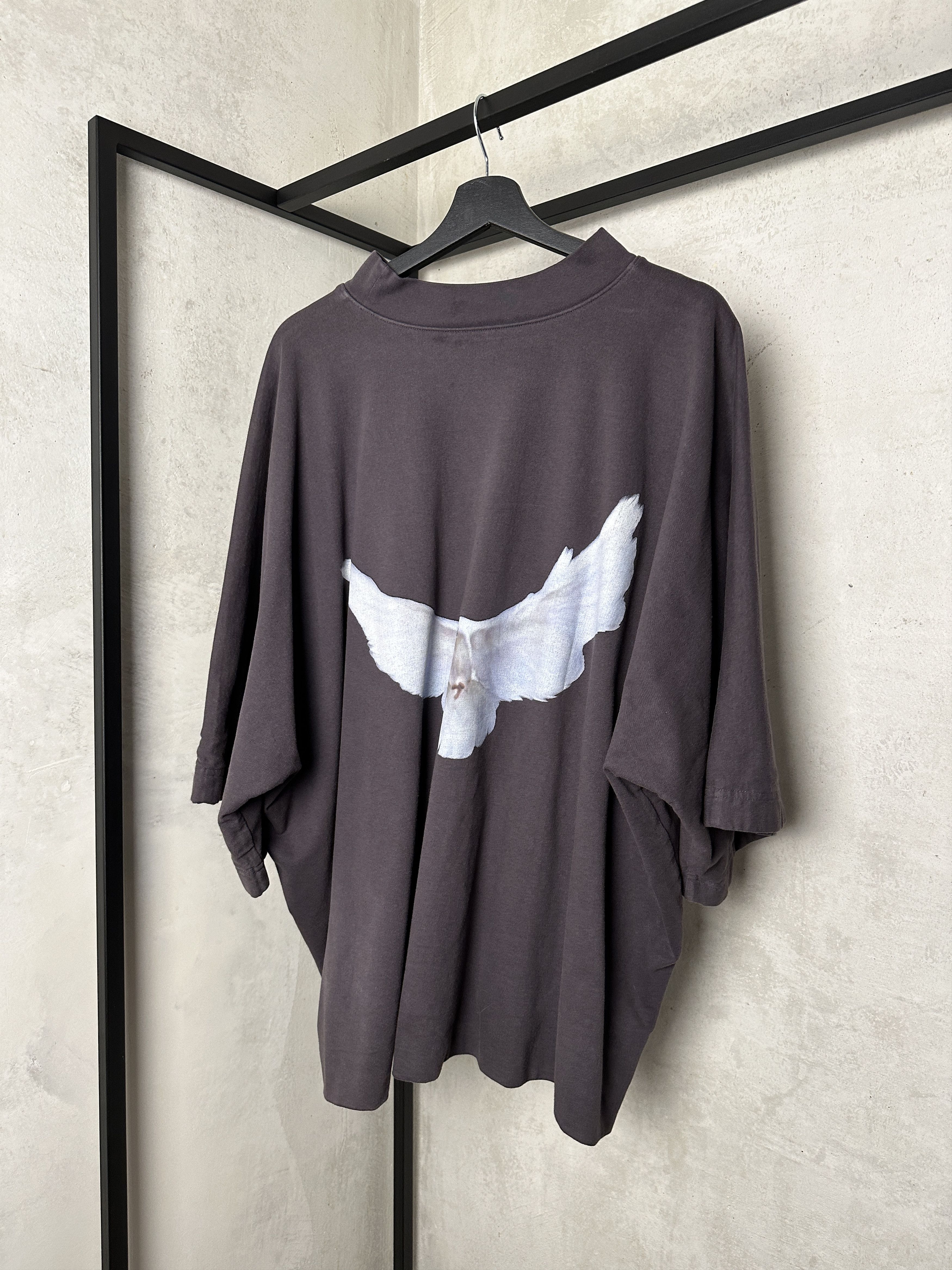 Gap Yeezy Gap Dove Brown T Shirt Size US XL / EU 56 / 4 - 2 Thumbnail