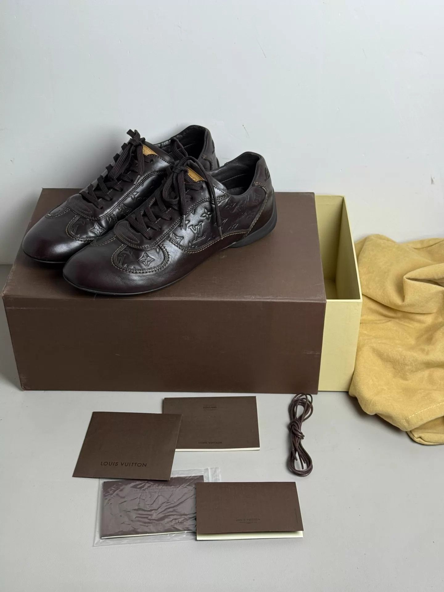 Louis Vuitton LV Monogram Dark Brown Flat Shoes UK6.5 (EU 41-42.5) Size US 7.5 / EU 40-41 - 5 Thumbnail