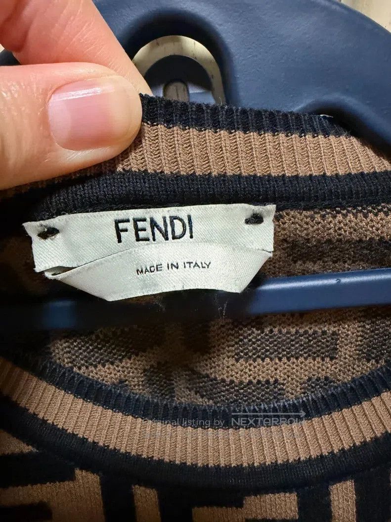 Fendi Fendi Short Sleeve Knit Top, Acetate Blend Size XS / US 0-2 / IT 36-38 - 2 Thumbnail