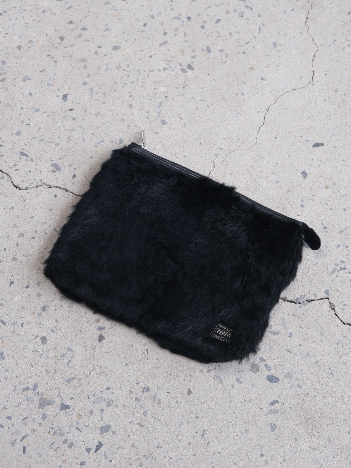PHENOMENON PORTER X PHENOMENON AW2013 Rabbit Fur Clutch Size ONE SIZE - 1 Thumbnail