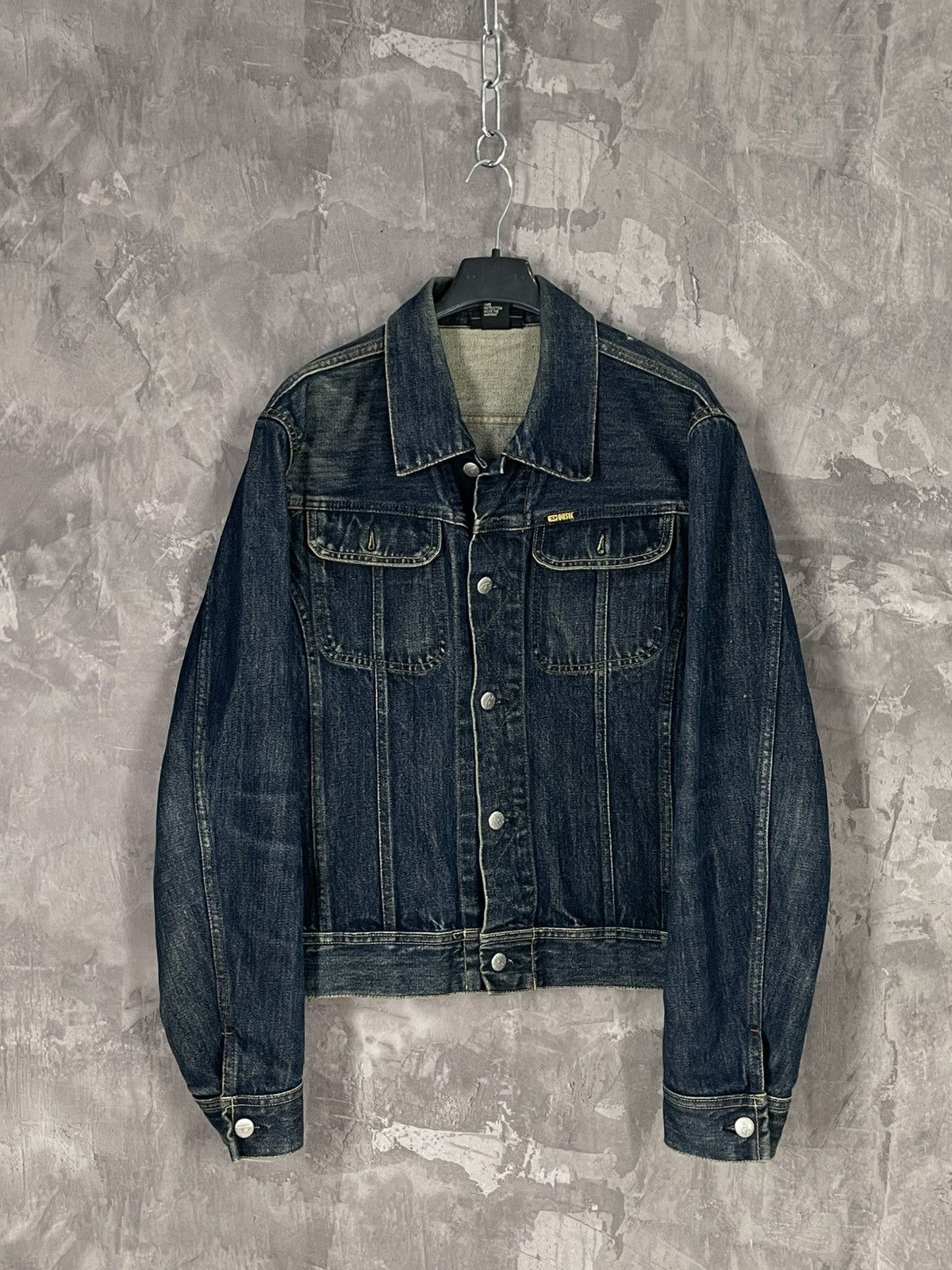 Diesel Diesel Vintage Washed Blue Denim Jeans Jacket Size M / US 6-8 / IT 42-44 - 1 Thumbnail