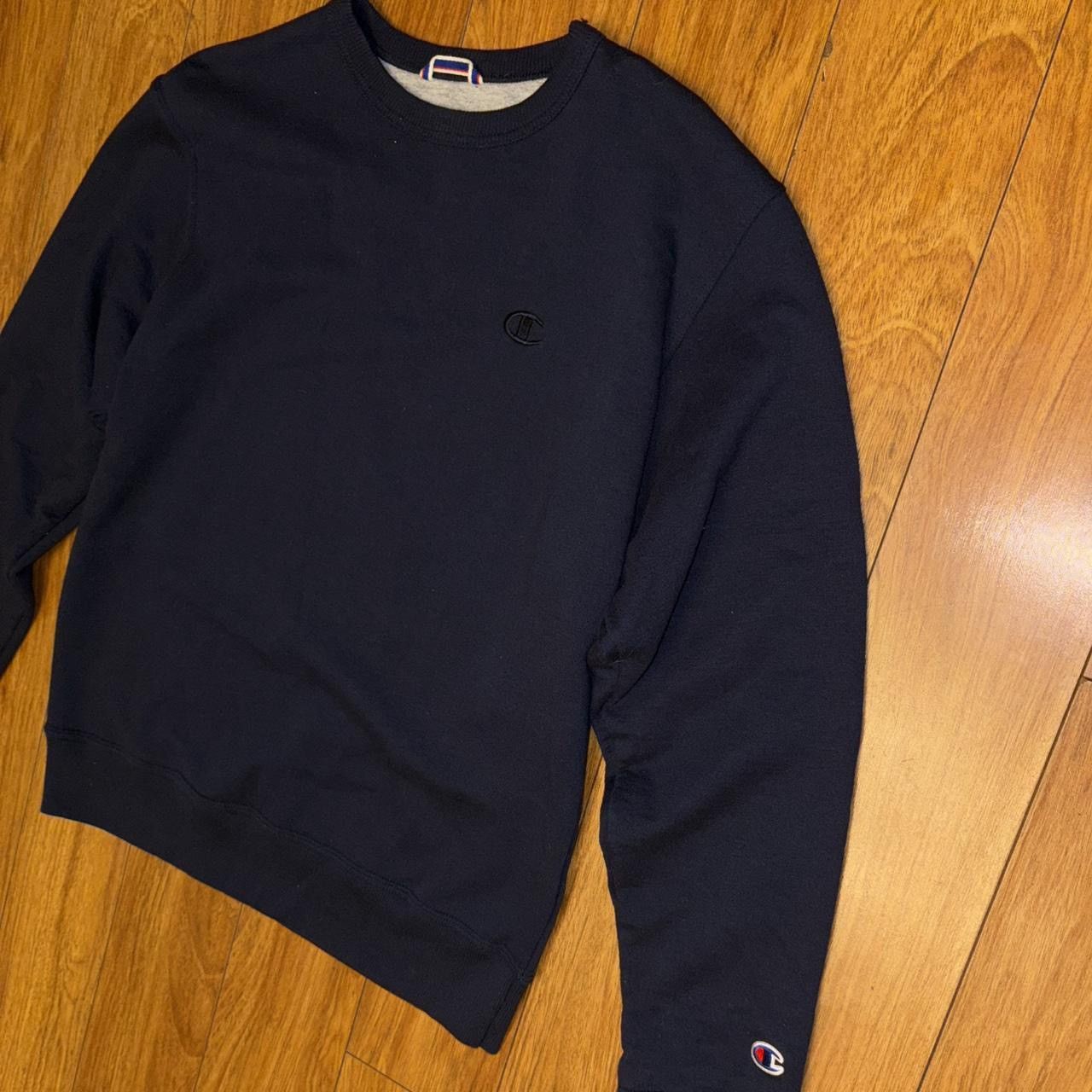 Champion Champion navy crewneck sweatshirt Size US M / EU 48-50 / 2 - 5 Thumbnail