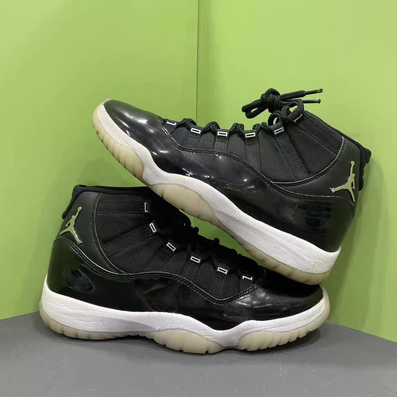 Nike AJ11 Black Silver Jubilee Basketball Shoes K15 Size US 10 / EU 43 - 4 Thumbnail