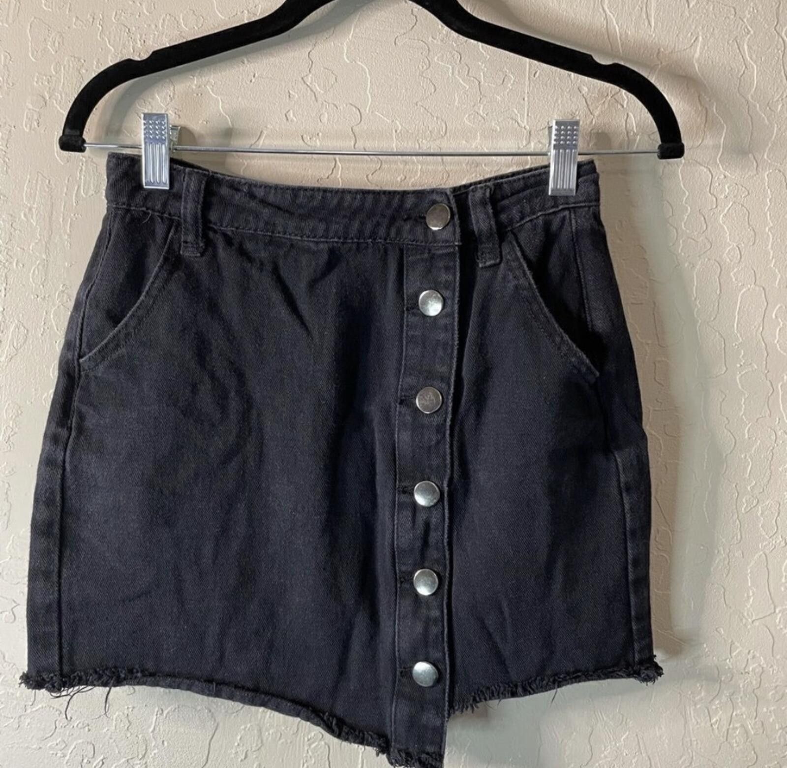 Forever 21 Forever 21 denim skirt Size 28" / US 6 / IT 42 - 1 Thumbnail