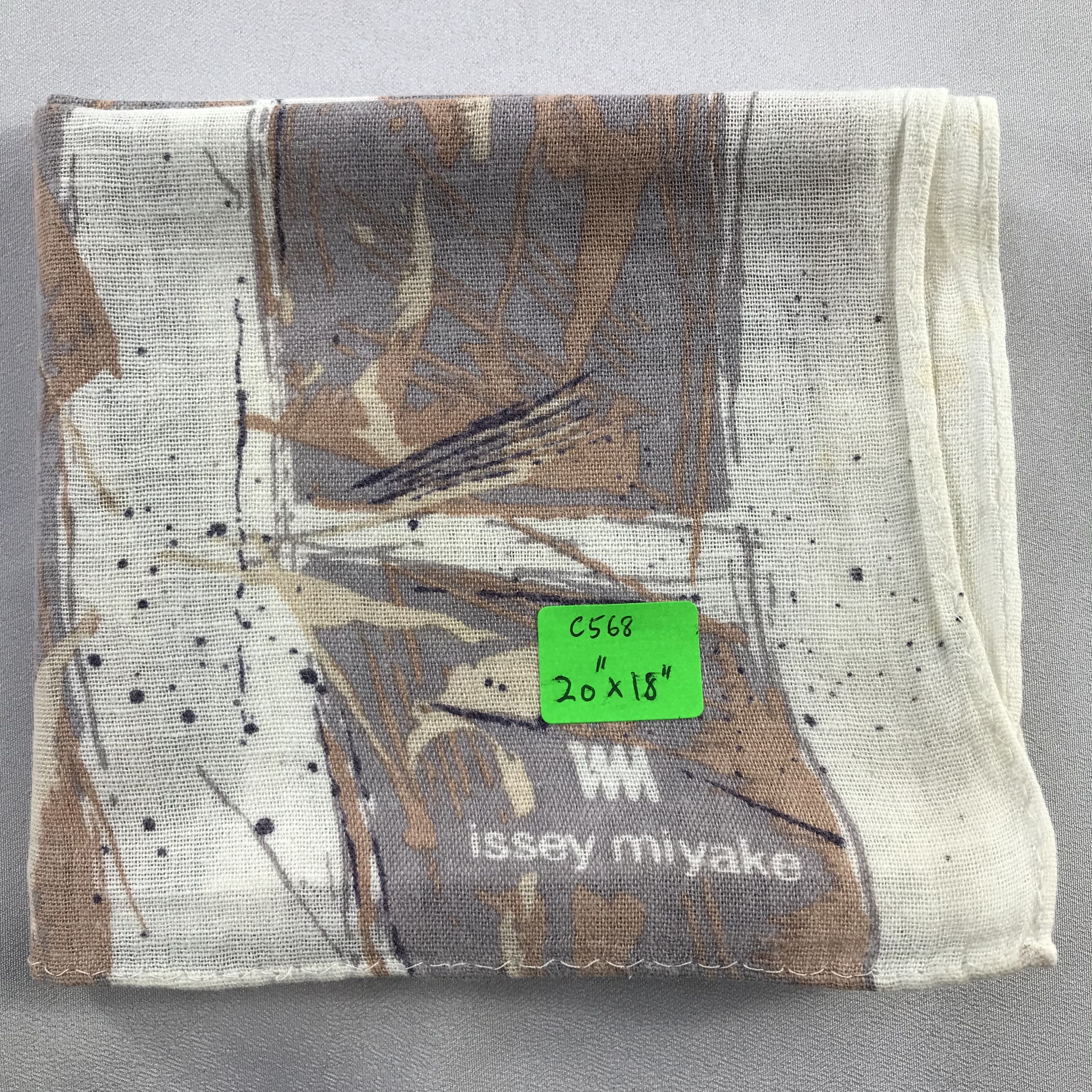 Issey Miyake Issey Miyake Handkerchief / Bandana / Neckerchief C568 Size ONE SIZE - 8 Thumbnail