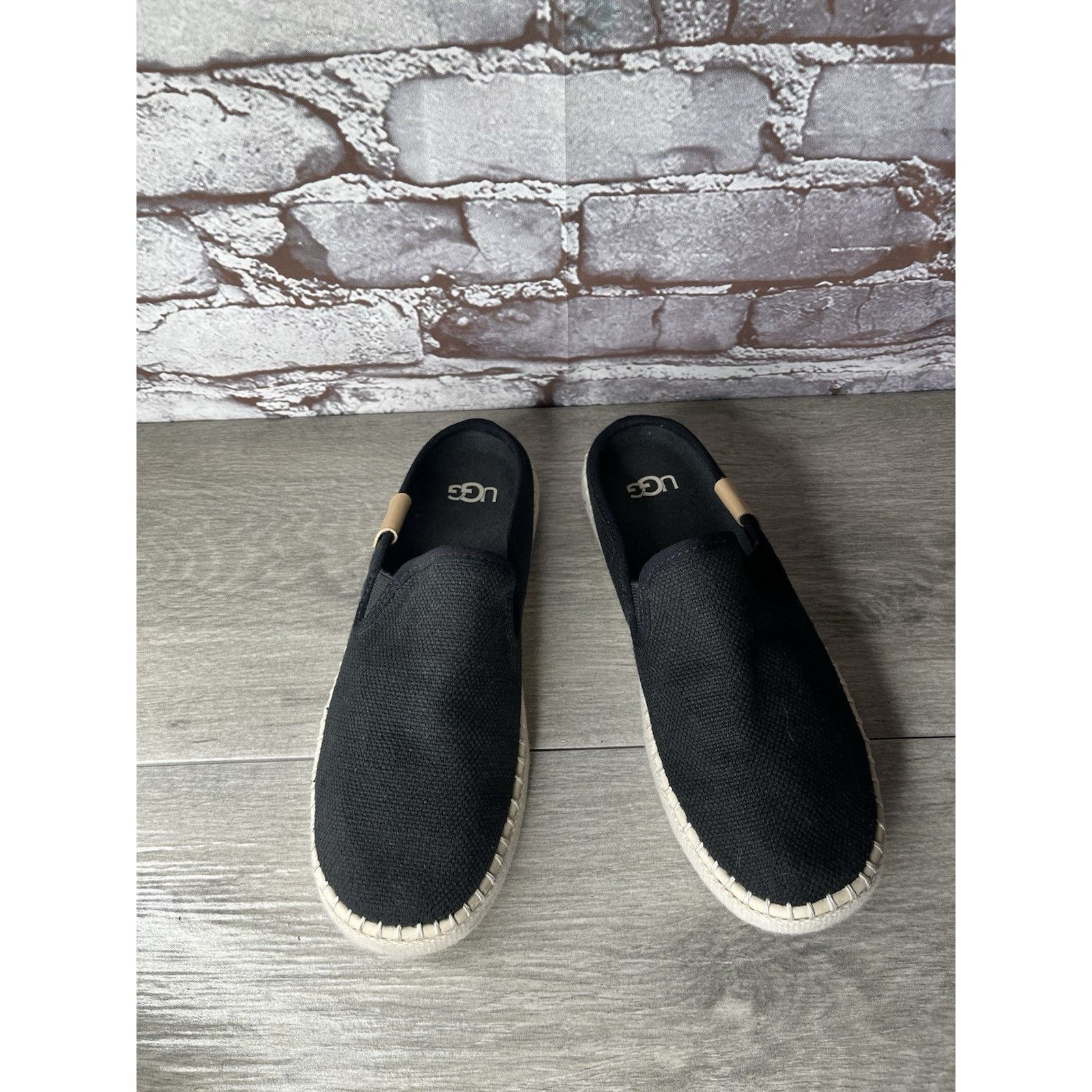 Ugg Ugg Black Delu Sneakers Canvas Slip On Mules Shoes Women’s S Size US 6 / IT 36 - 3 Thumbnail