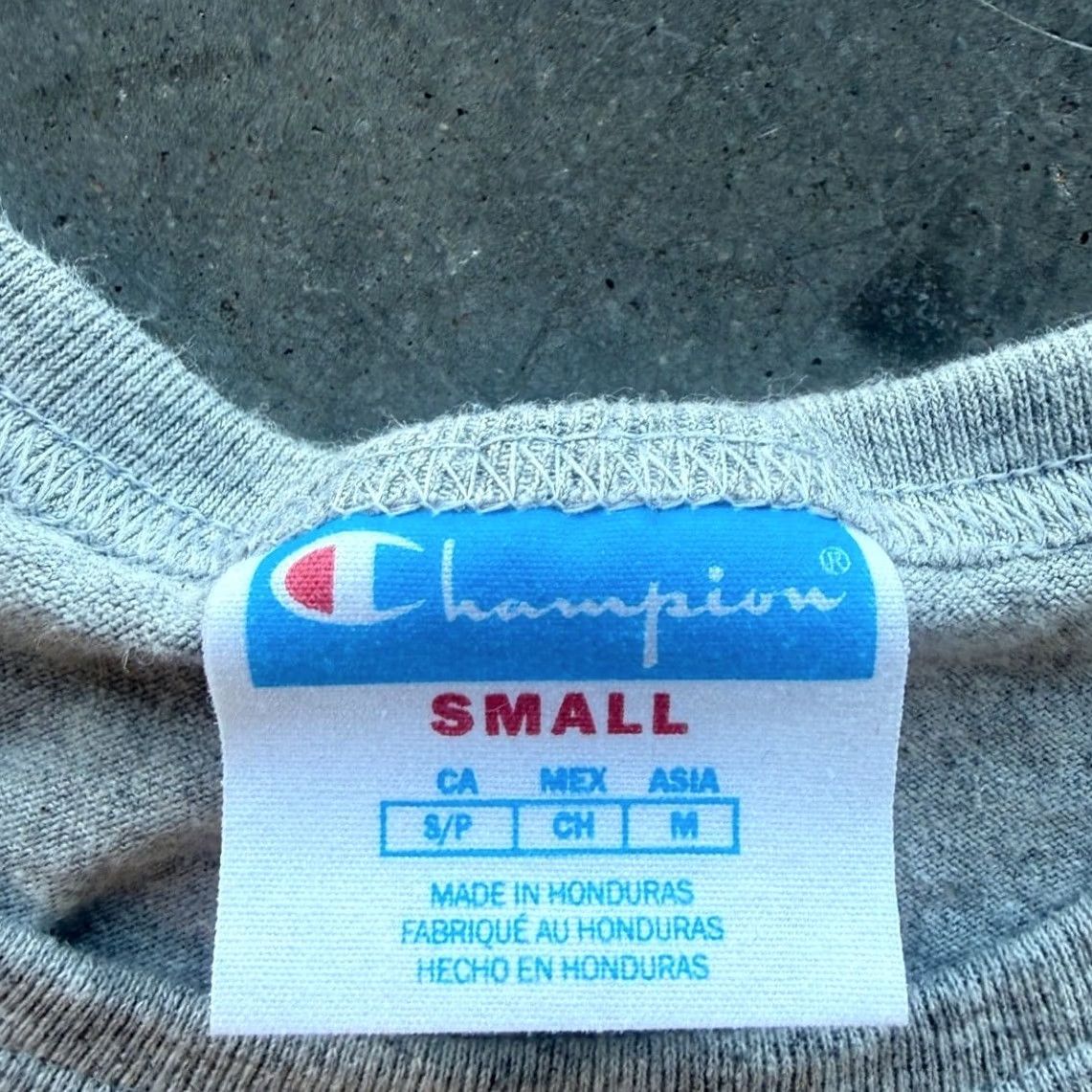 Champion VINTAGE Champion Short Sleeve Basic Essential Logo Tee Men S Black Mens Small Size US 29 - 3 Thumbnail