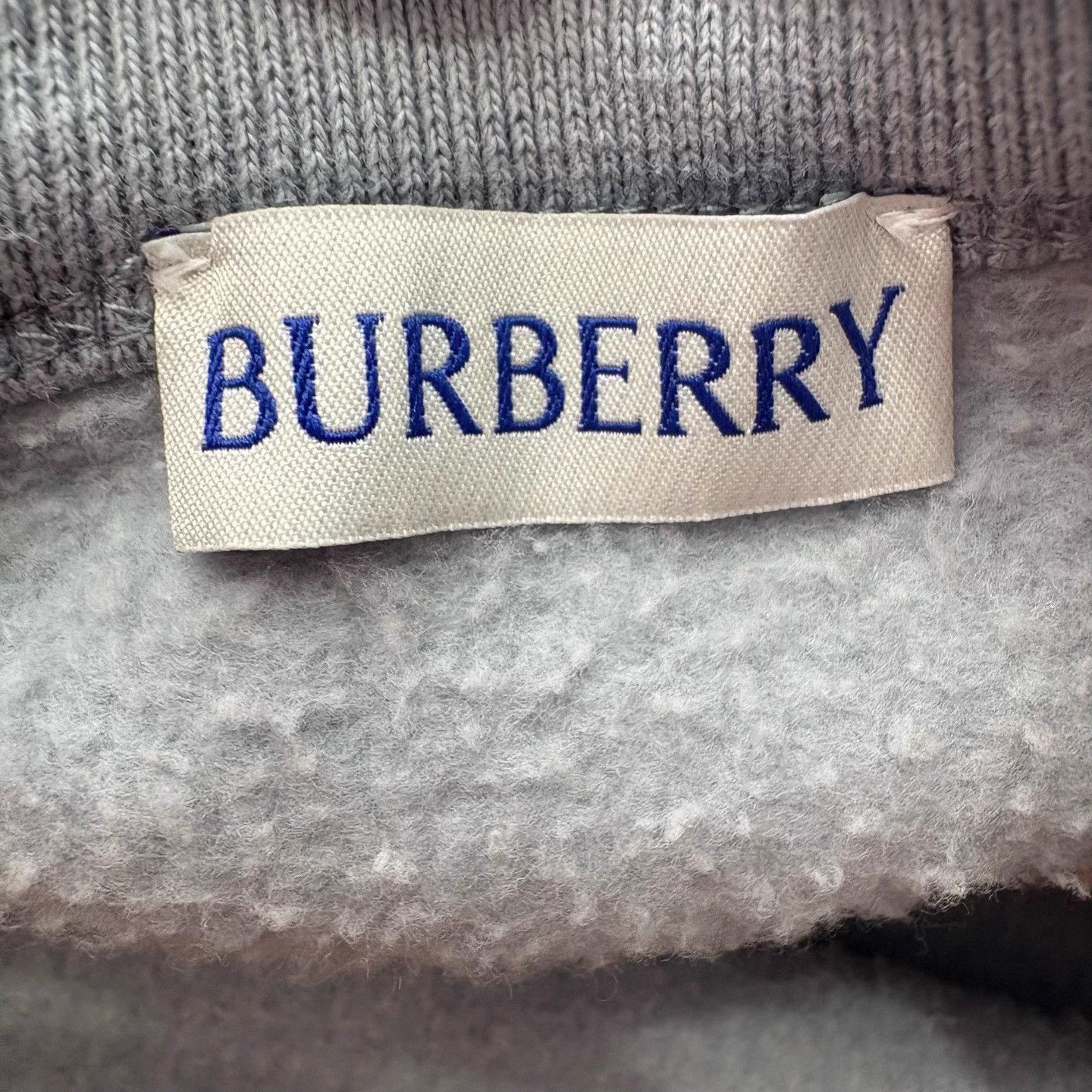 Burberry Burberry Blue Label script flocked Mist crewneck Size XL / US 12-14 / IT 48-50 - 4 Thumbnail