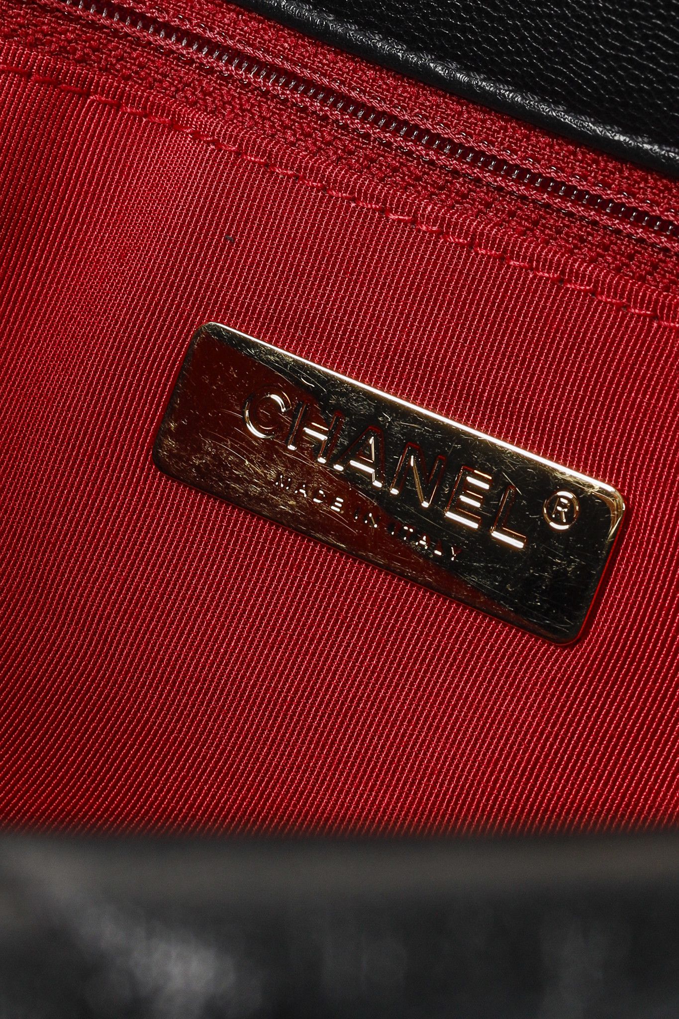 Chanel Chanel Maxi 19 Large Two-Tone Chain Black Leather Flap Bag Size ONE SIZE - 12 Thumbnail