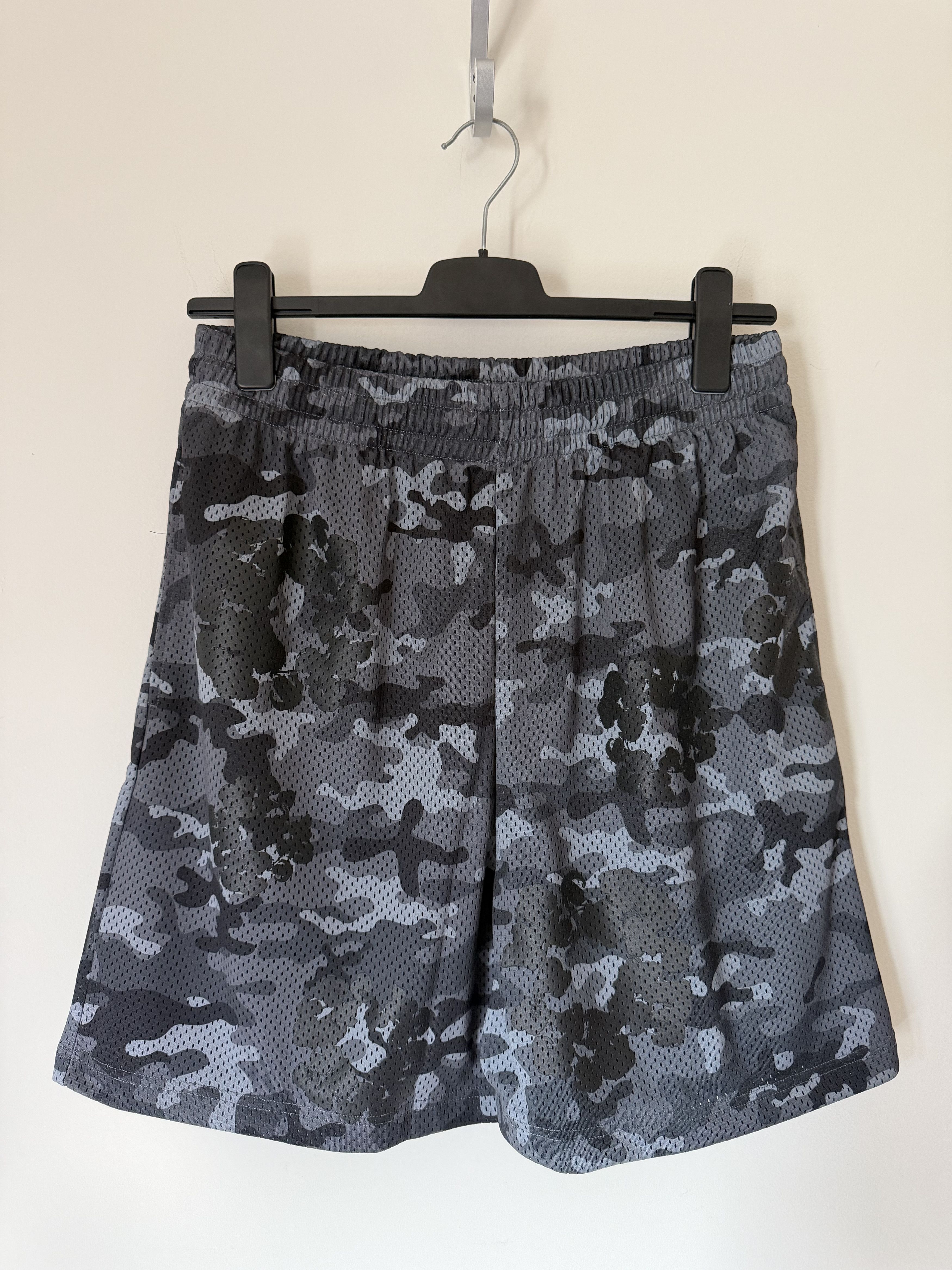 Denim Tears Cotton Wreath Camo Shorts in Black
