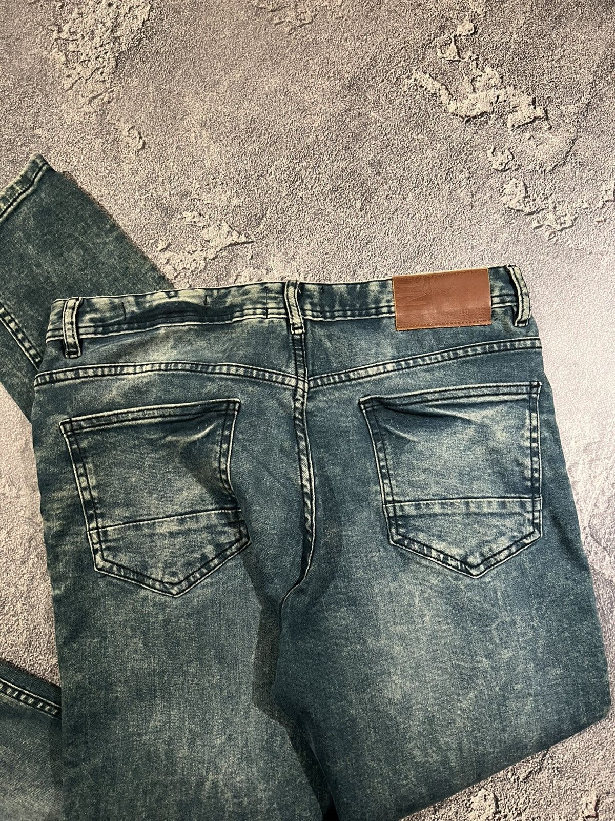 Japanese Brand Distressed Tokyo Slim Grunge Jean / Number Nine Style Size US 31 - 7 Thumbnail