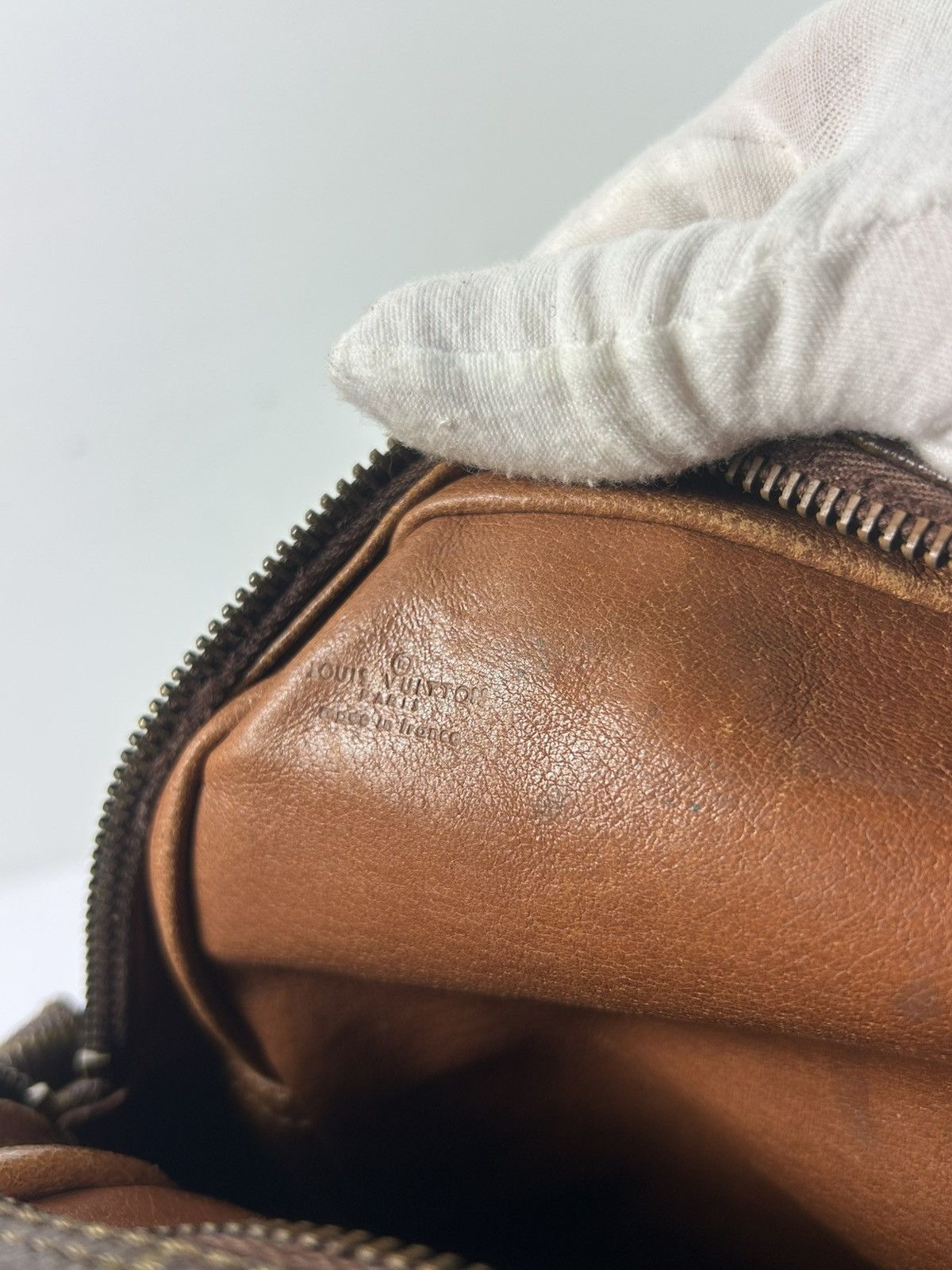 Louis Vuitton Louis Vuitton Monogram Crossbody Bag Size ONE SIZE - 5 Thumbnail