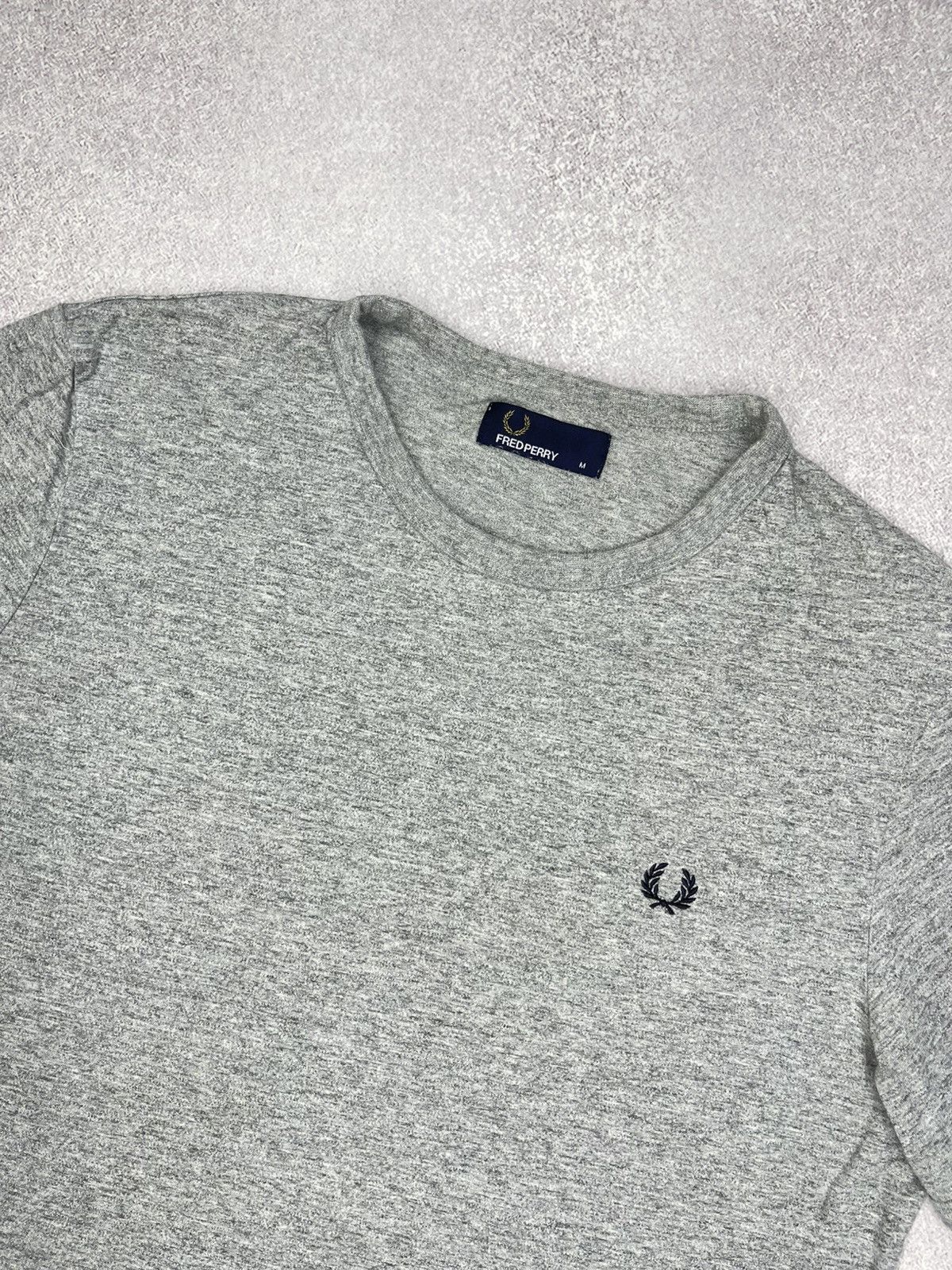 Fred Perry Vintage Fred Perry Basic Grey T Shirt Y2K Size M Size US M / EU 48-50 / 2 - 4 Thumbnail