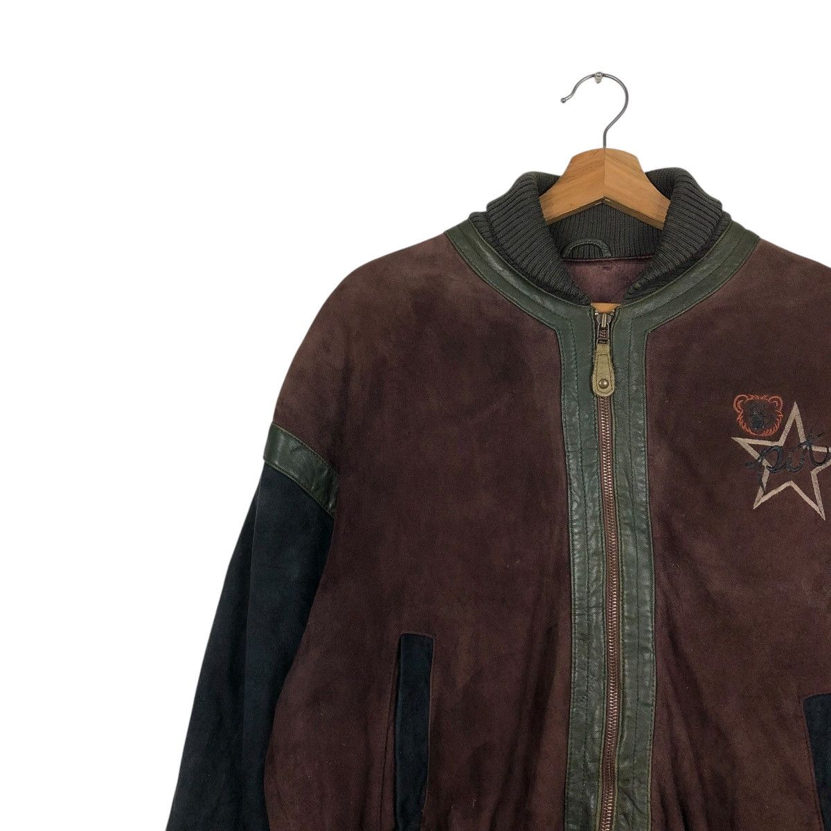 Japanese Brand 🔥VINTAGE BOMBER JACKET CARTOON VAZIIE ISSEY MIYAKE BIG LOGO Size US M / EU 48-50 / 2 - 9 Thumbnail