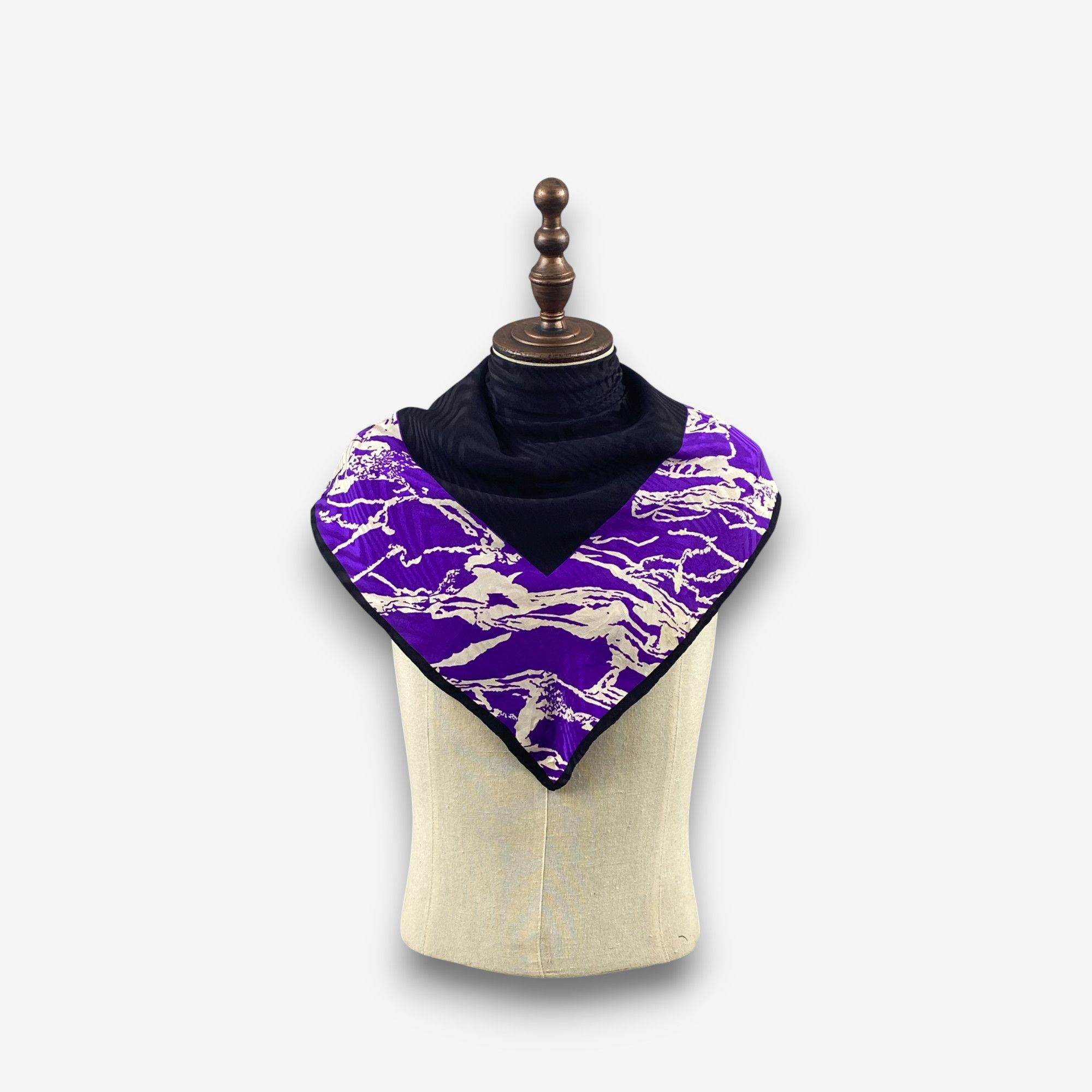 Charles Jourdan Vintage Charles Jourdan SILK Scarf Twill Stole Wraps Scarves Size ONE SIZE - 1 Thumbnail
