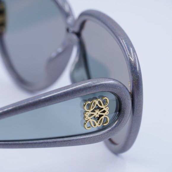 Loewe Loewe LW40132I 05X Sunglasses Shiny Metallic Grey Aviator Size ONE SIZE - 6 Thumbnail