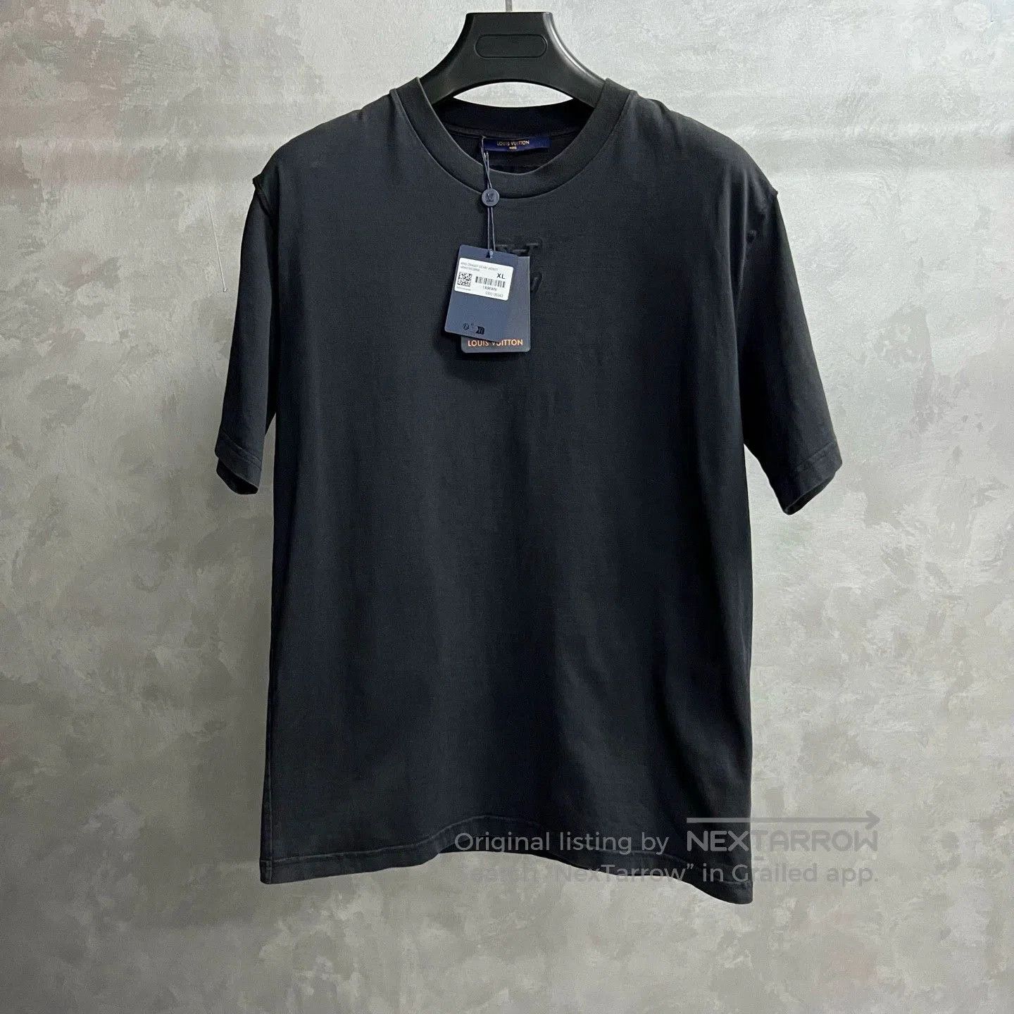 Louis Vuitton louis vuitton black logo short sleeve t-shirt. Size US XL / EU 56 / 4 - 1 Thumbnail