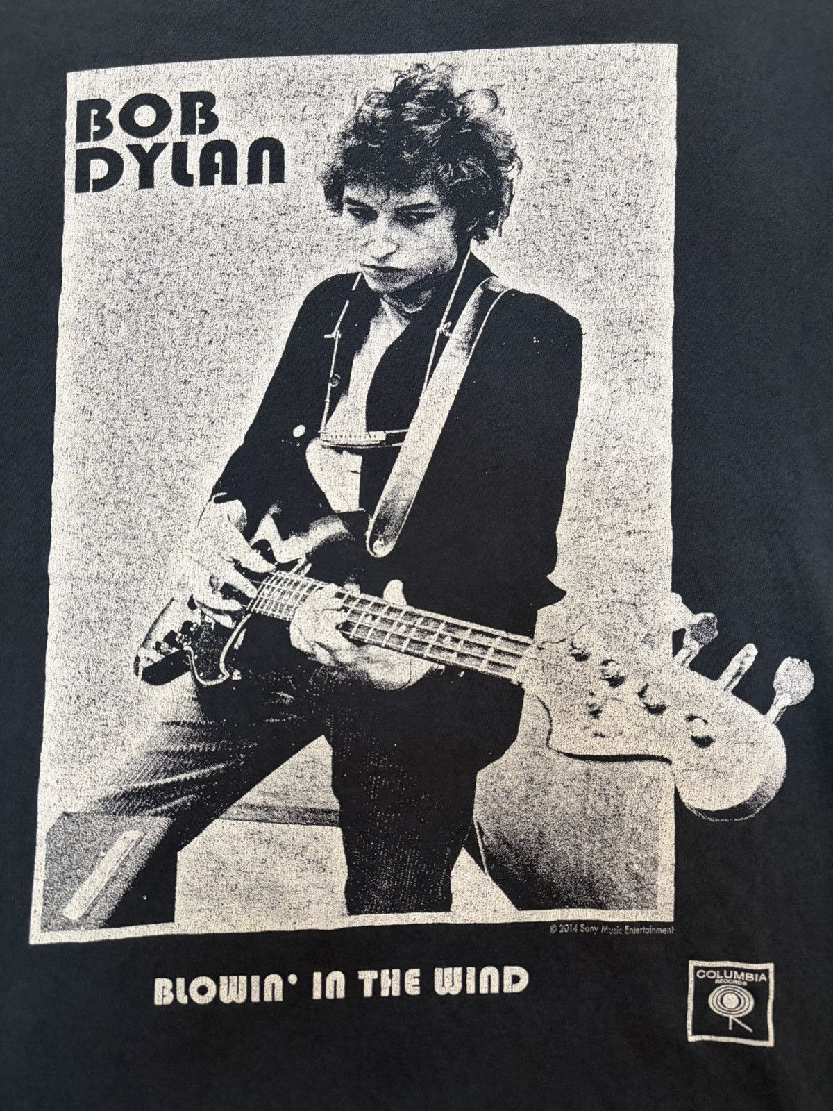 Band Tees BOB DYLAN BLOWIN’ IN THE WIND BEAUTY DISTRESSED ROCK TEE Size US L / EU 52-54 / 3 - 5 Thumbnail