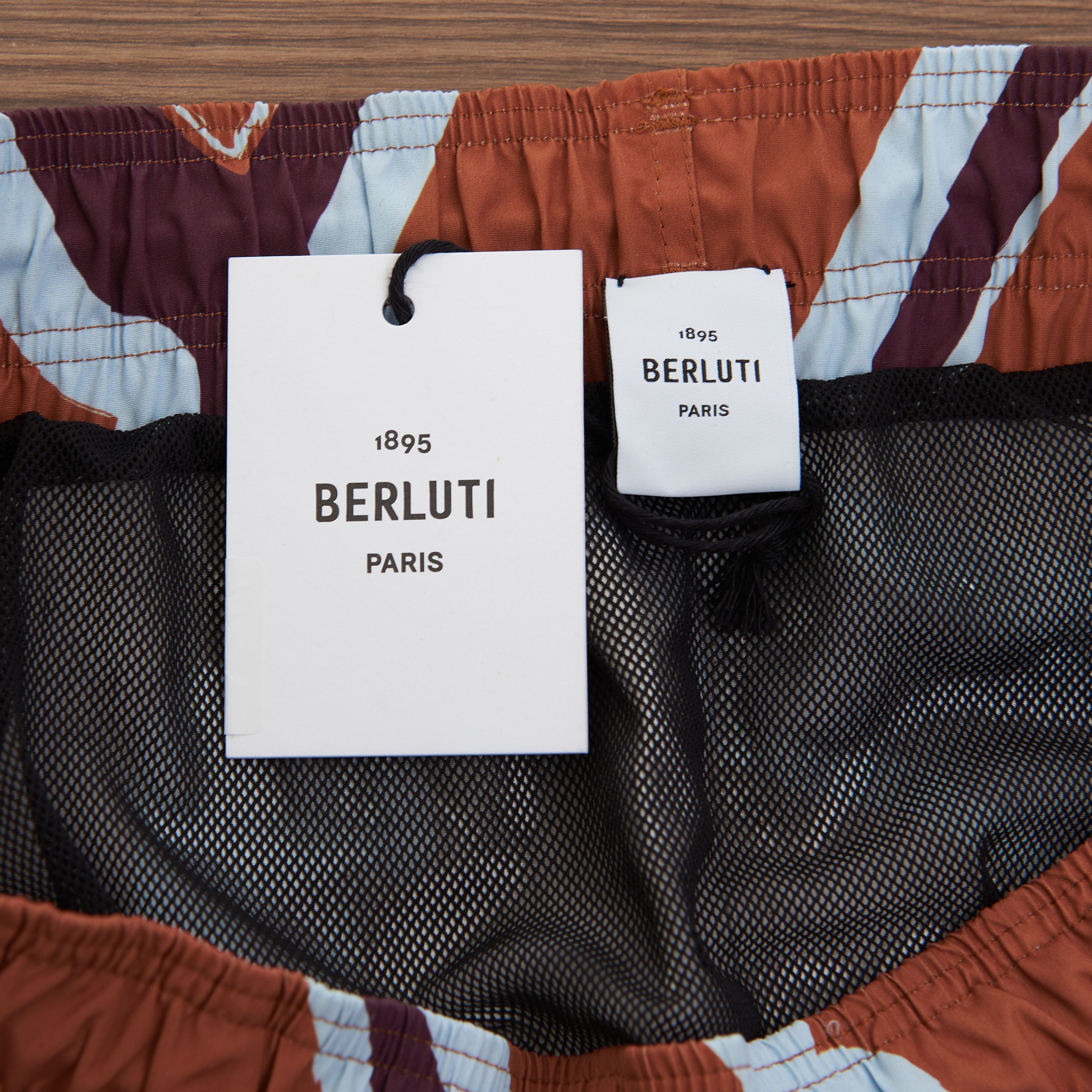 Berluti Swim Shorts Bottoms In Orange With Giant Scritto Print Size US 30 / EU 46 - 9 Thumbnail