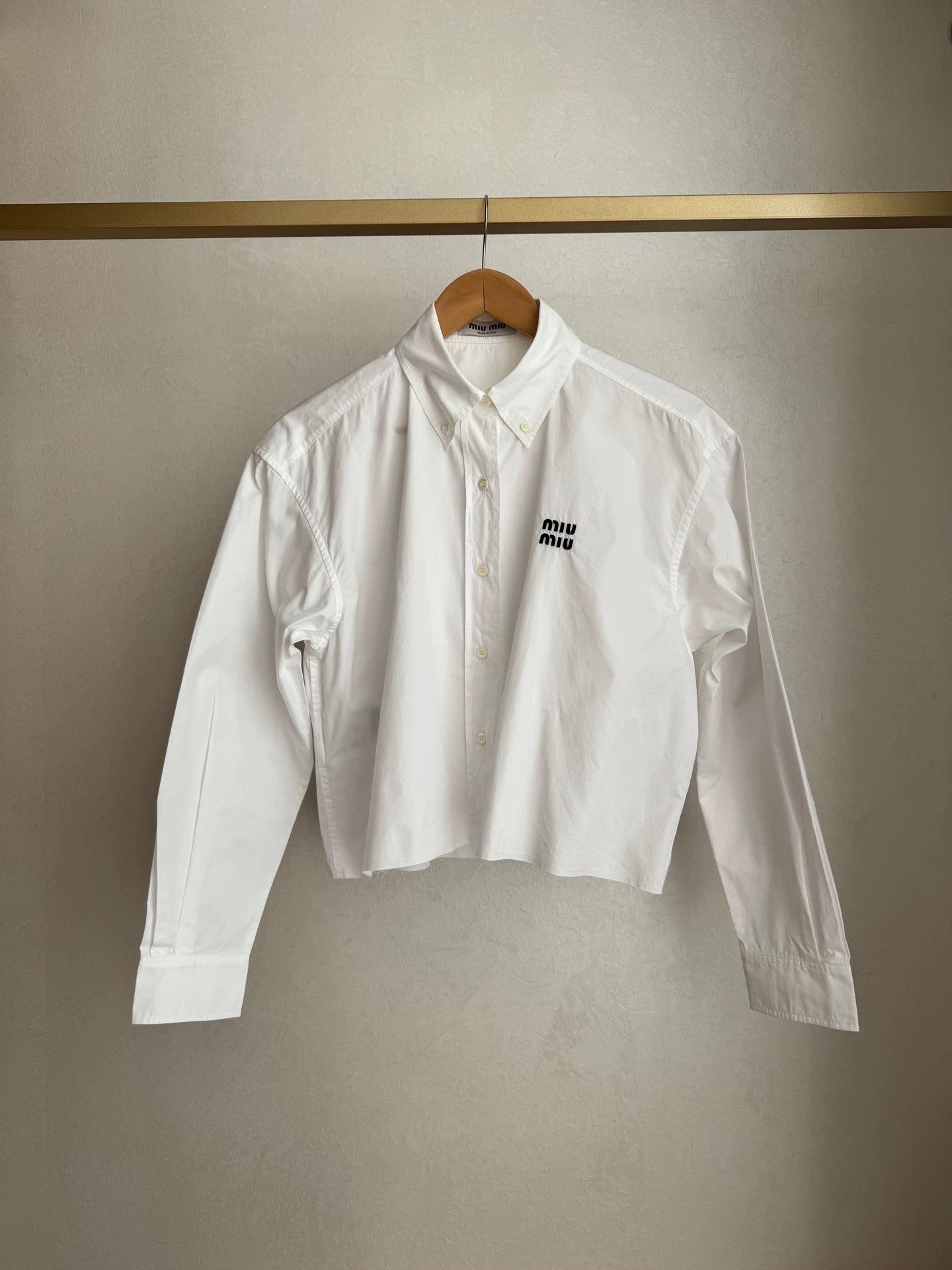 Miu Miu MIU MIU Classic Oversized White Shirt 36 Size XS / US 0-2 / IT 36-38 - 1 Thumbnail