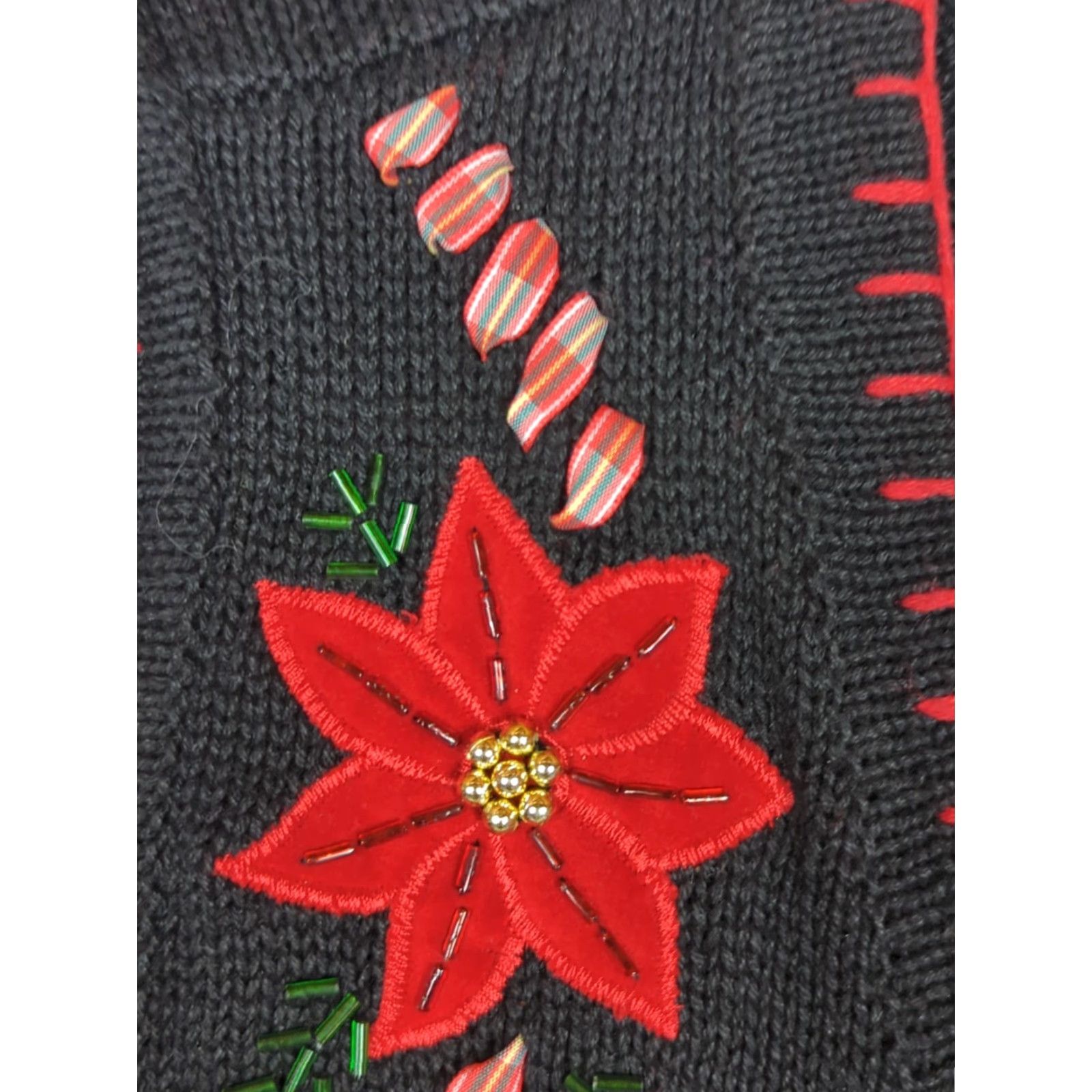 Vintage VINTAGE Victoria Jones Sweater Vest Women's M Sleeveless V-Neck Christmas Poinsettias Floral Embroidered Knit Black 90s Hipster Retro School USA Size M / US 6-8 / IT 42-44 - 2 Thumbnail