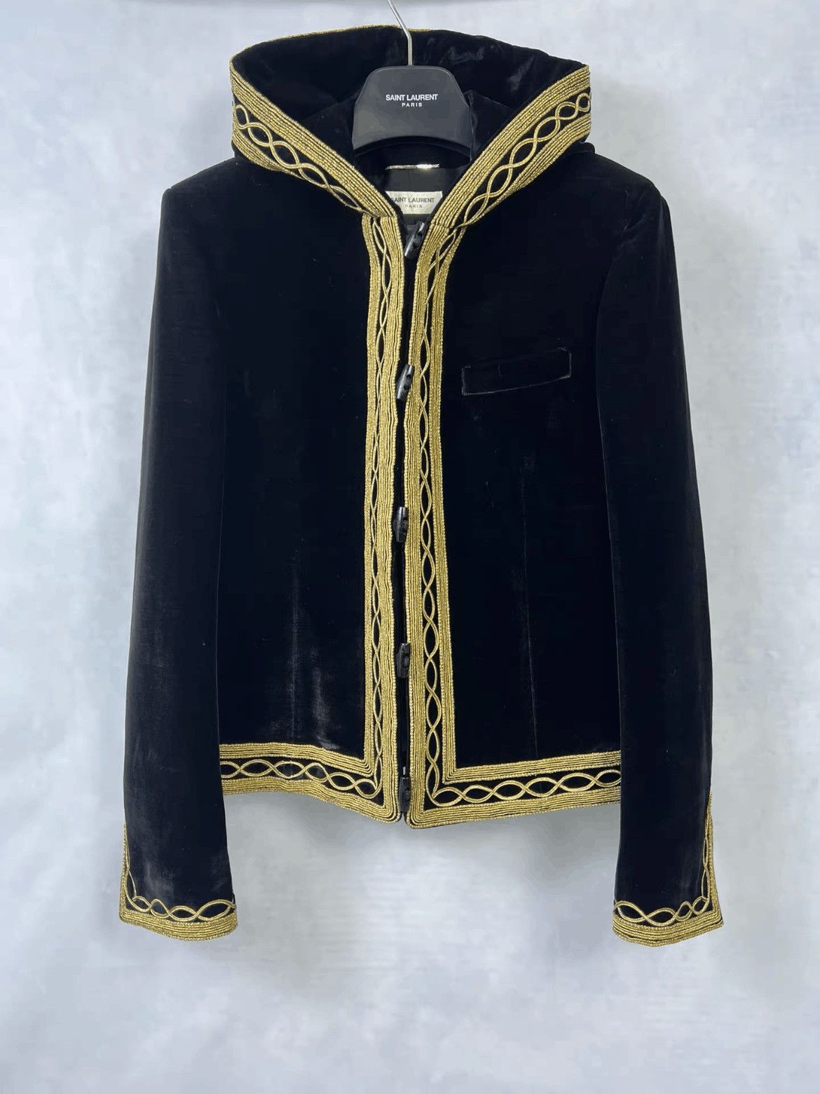 Saint Laurent Paris Sz 48 Saint Laurent Paris 18AW Golder Lining Velvet Jacket Size US M / EU 48-50 / 2 - 1 Thumbnail