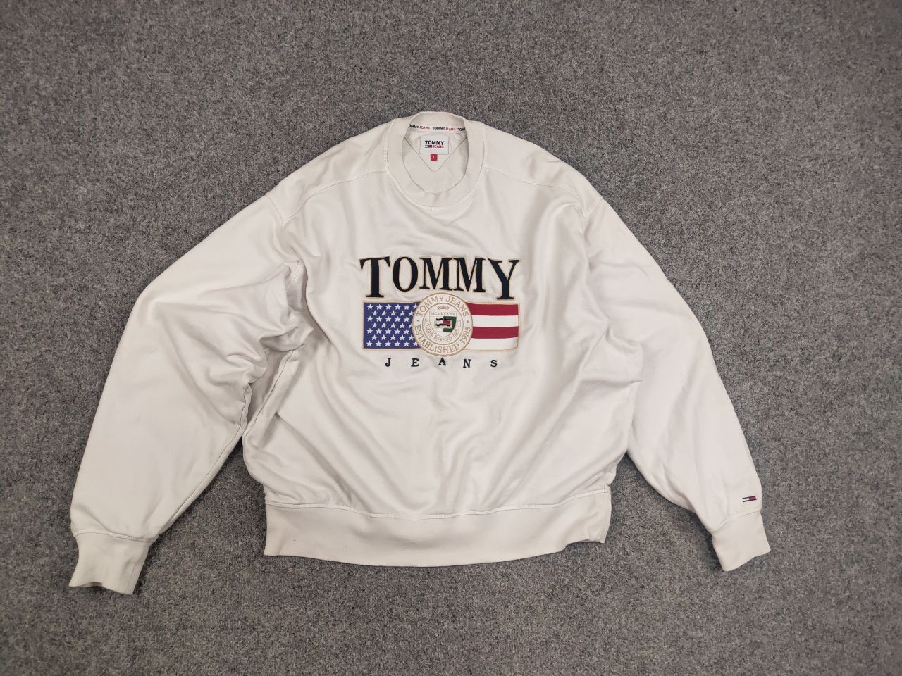 Tommy Hilfiger Tommy Jeans Crew Chek Embroidered Sweatshirt Vintage Style Size US M / EU 48-50 / 2 - 11 Thumbnail