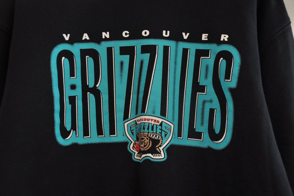 NBA Black Vancouver Grizzlies Crewneck Size US XXL / EU 58 / 5 - 2 Thumbnail