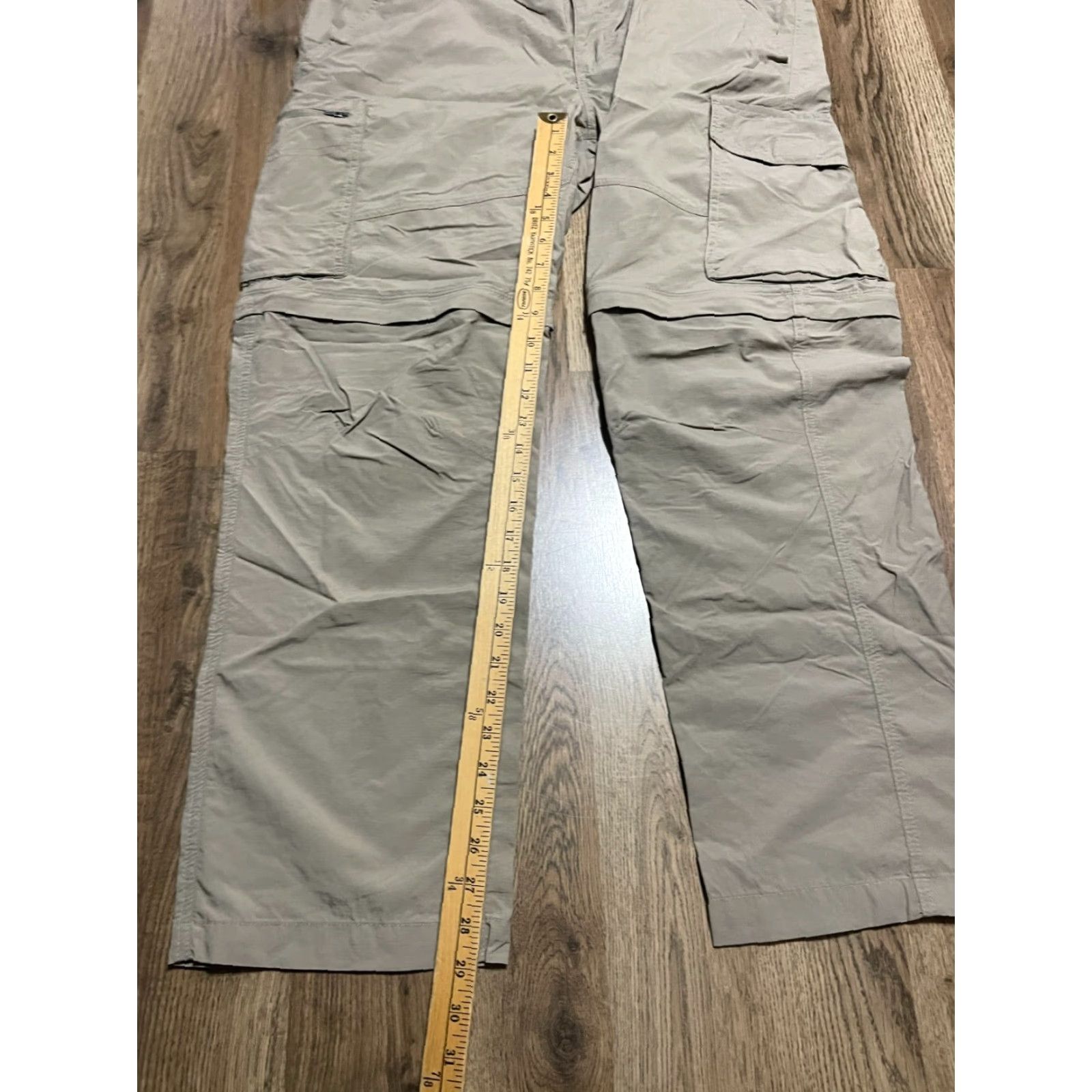 Vintage Columbia Pants, Men's Size 36/30, Khakis, Straight Leg, Cargo Pants Size US 36 / EU 52 - 4 Thumbnail