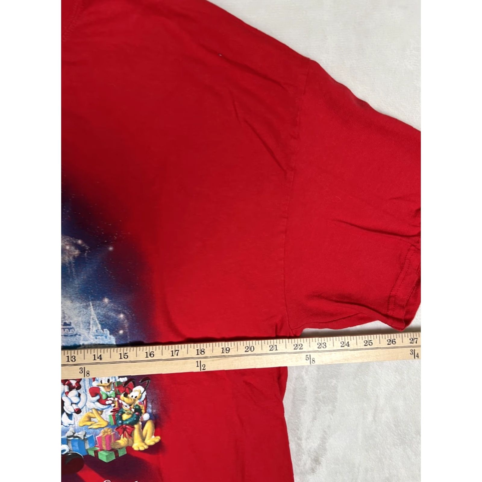 Disney VINTAGE Walt Disney World T-Shirt Mens XL Red Joy From The World Christmas 2008 Size US XL / EU 56 / 4 - 4 Thumbnail