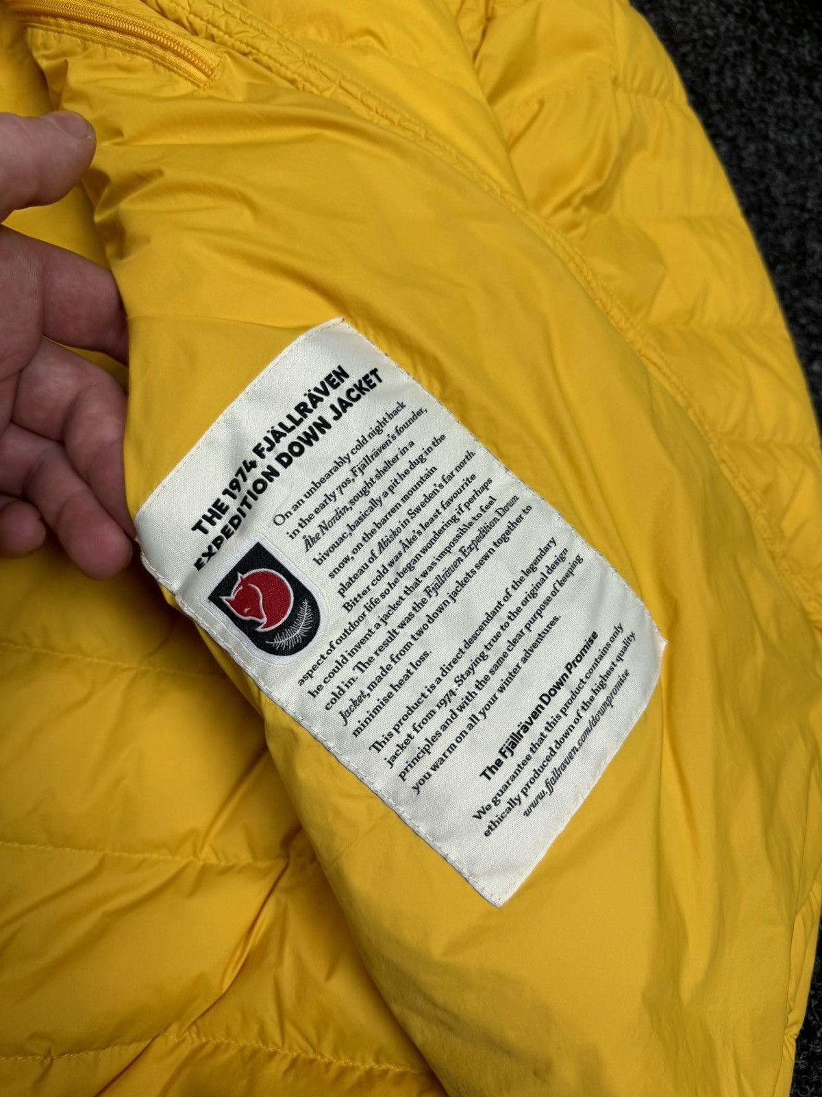 Fjallraven Fjallraven Outdoor Puffer EXPEDITION SERIES size M Size US M / EU 48-50 / 2 - 9 Thumbnail