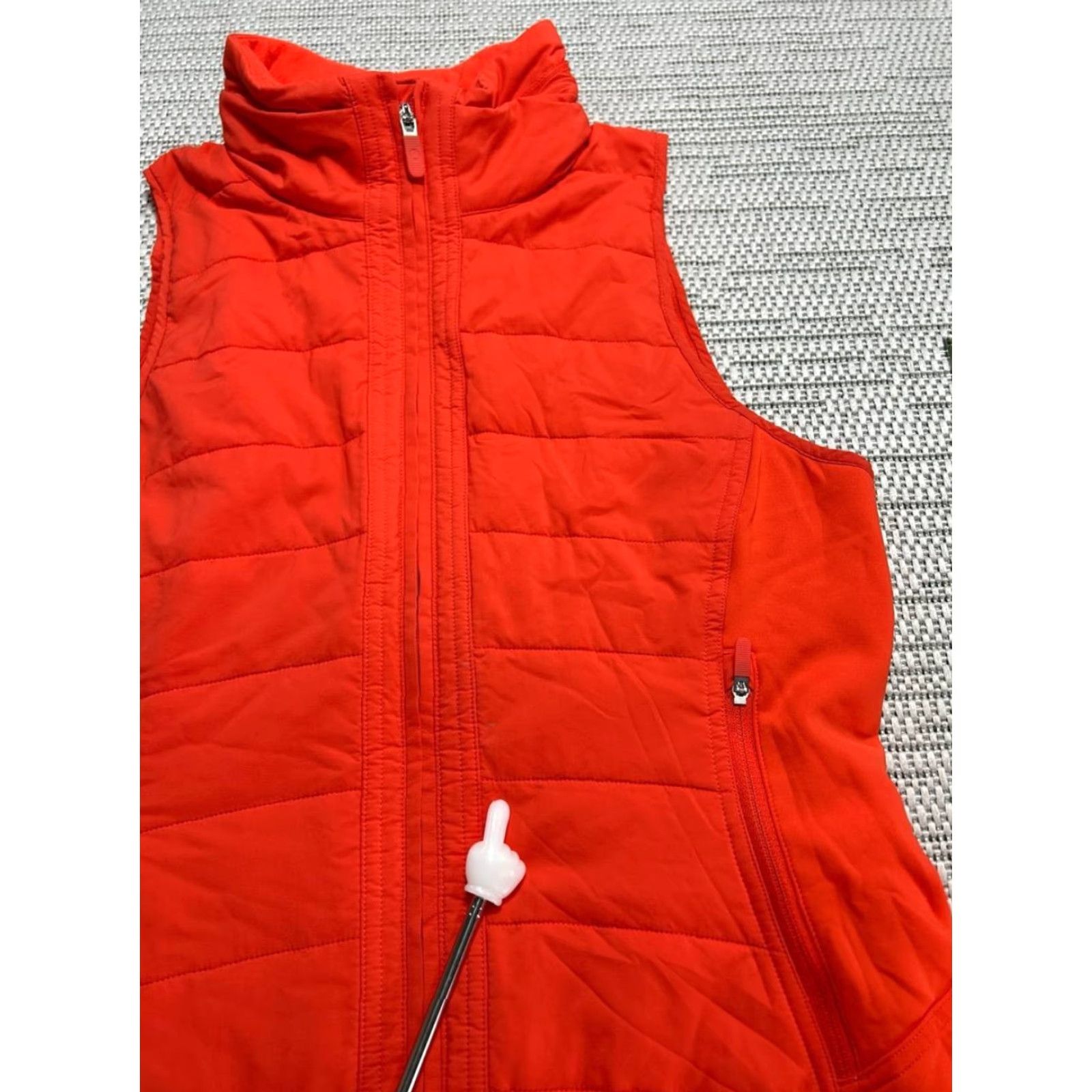 Lululemon Lululemon Another Mile Vest Jacket Womens 8 Red Full Zip Running Activewear Size M / US 6-8 / IT 42-44 - 4 Thumbnail