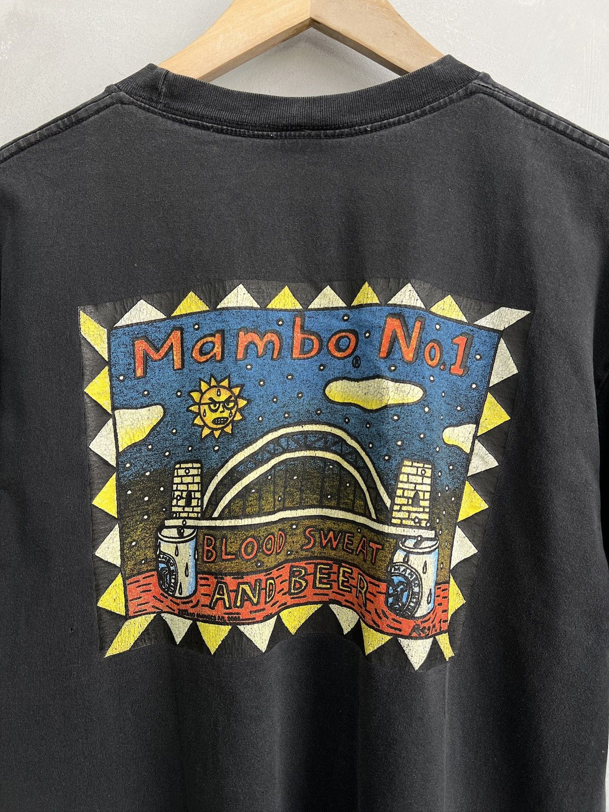 Mambo Mambo 90s graphic tee t shirt y2k Size US L / EU 52-54 / 3 - 8 Thumbnail