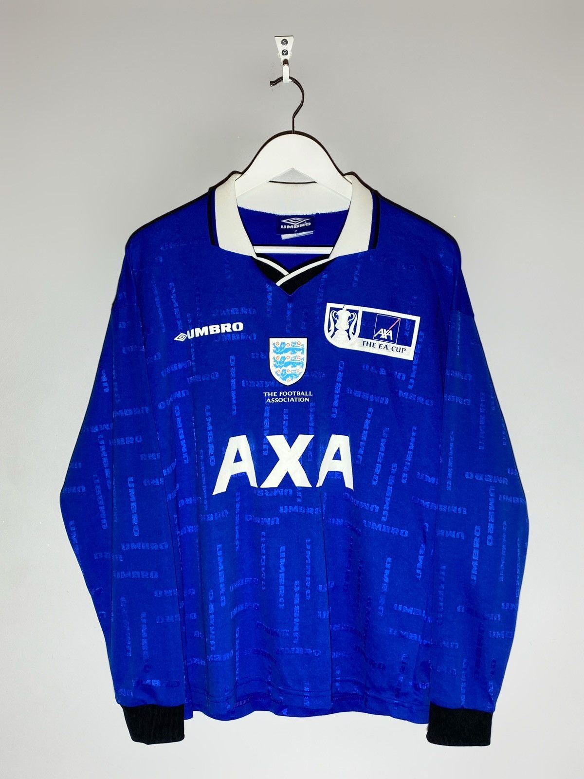 Umbro Vintage Umbro England The F.A. CUP 1998/99 Away Jersey Size US M / EU 48-50 / 2 - 1 Thumbnail