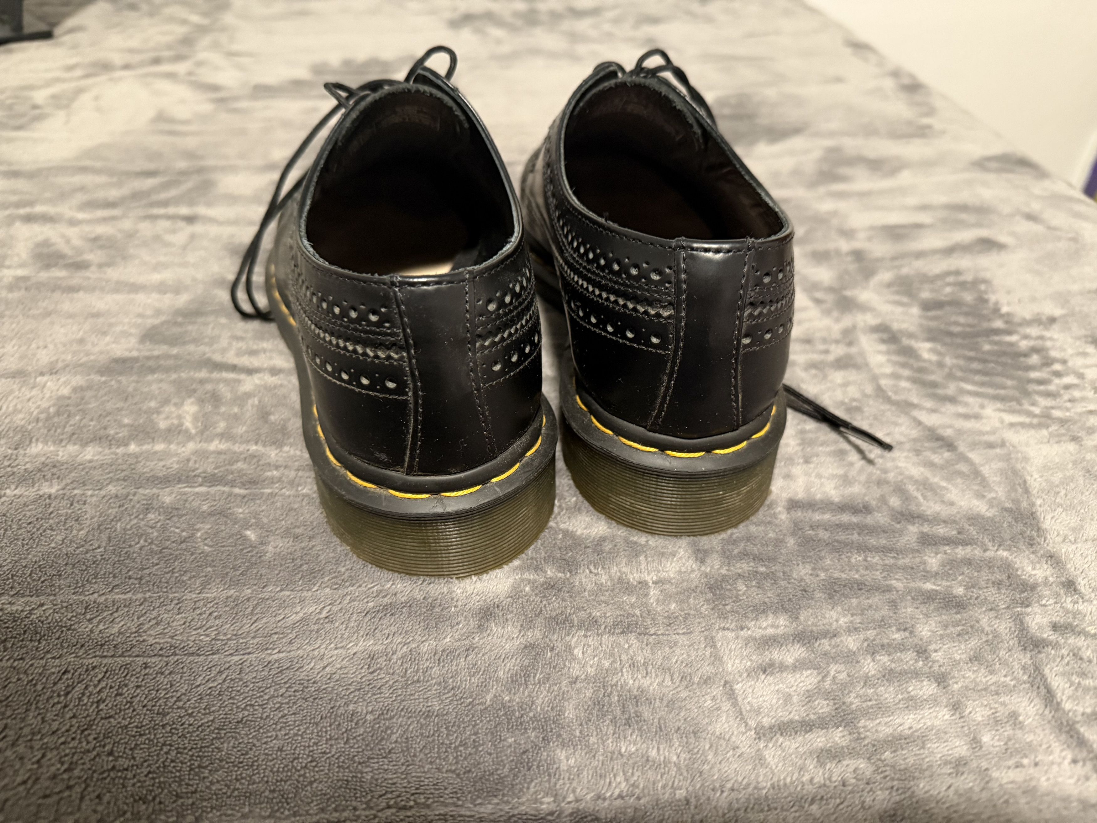 Dr. Martens Dr. Martens Yellow Stitch Smooth Leather Brogue Shoes Size US 9 / EU 42 - 4 Thumbnail