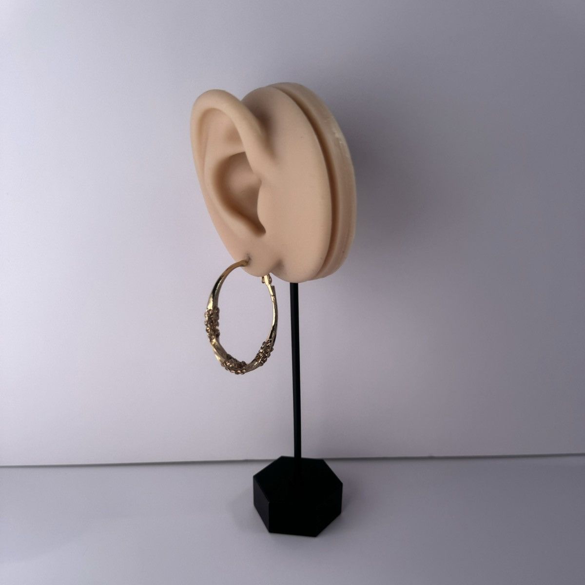 Designer Elegant Twisted Gold Hoop Earrings for Women Size ONE SIZE - 5 Thumbnail