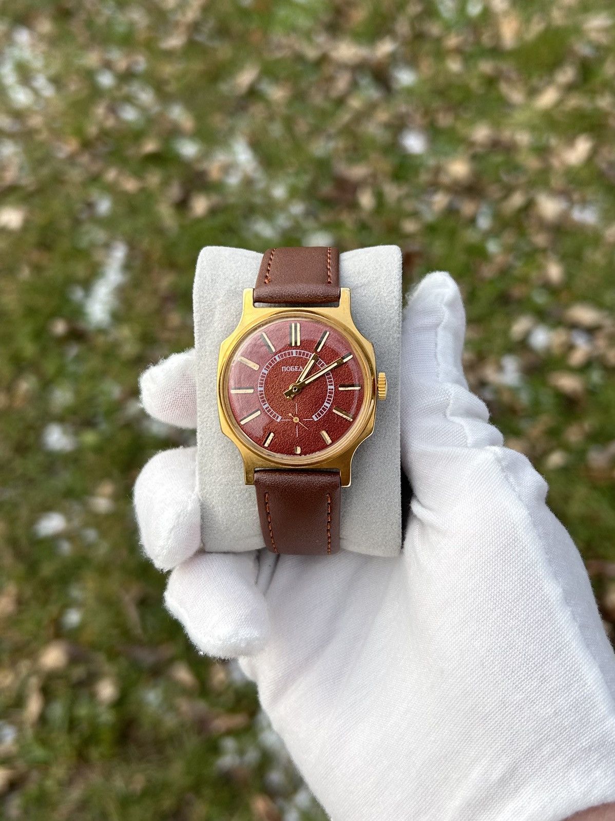 Other Cenere 721 Gold Tone Quartz Marcasites Needs Battery  display picture 3