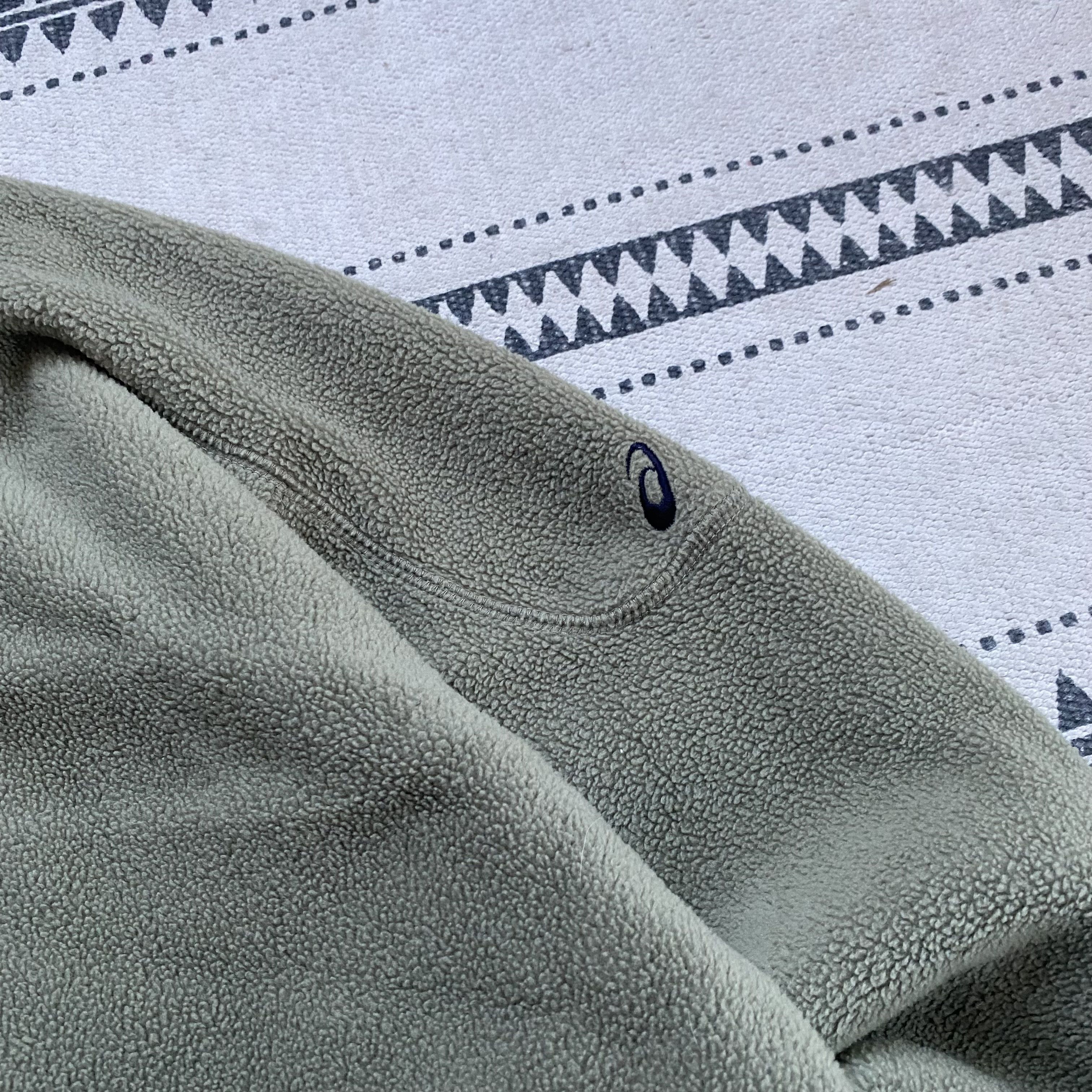 Asics 🏔️ Vintage 90s Gorpcore Asics Fleece Sweater Center logo Size US M / EU 48-50 / 2 - 4 Thumbnail