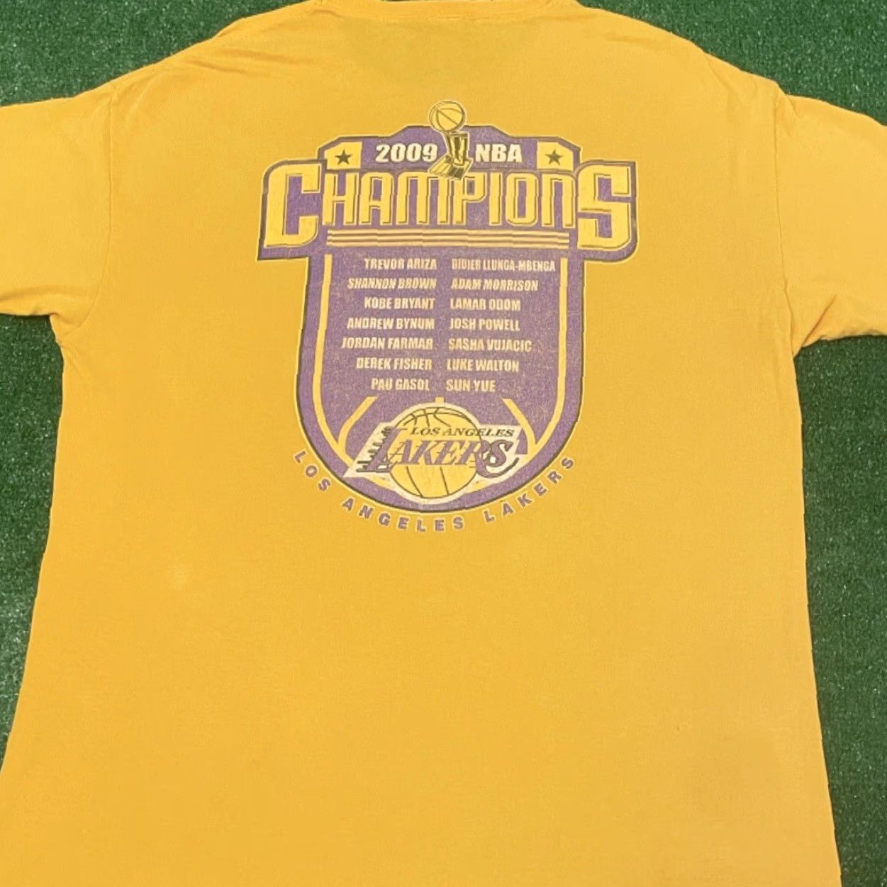 NBA Vintage Kobe Bryant LA Lakers 2009 NBA Champions VTG Shirt Mens Size XL Size US XL / EU 56 / 4 - 2 Thumbnail