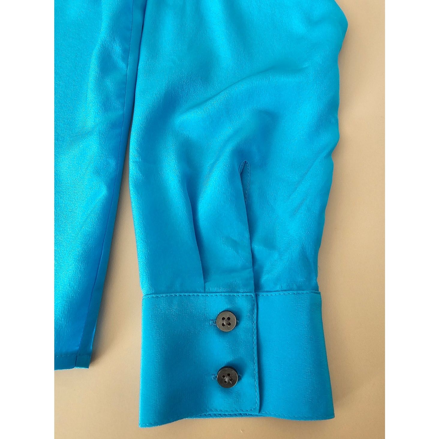 Ann Taylor EUC Ann Taylor Blue Silk Roll-Tab Camp Shirt Blouse Top 2P Size XS / US 0-2 / IT 36-38 - 6 Thumbnail