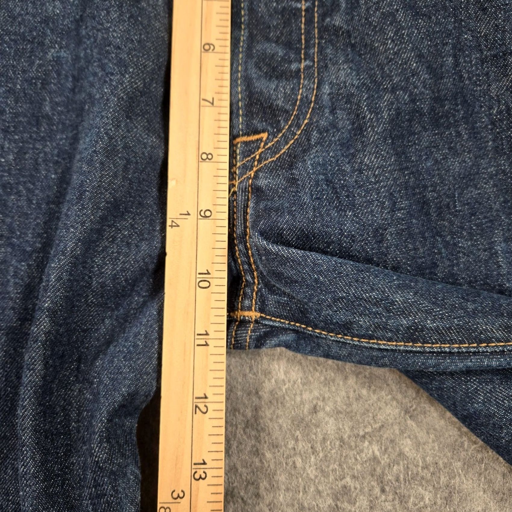 Levi's Item Specifications: Material: Leather, Style: Wallet Size US 31 - 7 Thumbnail