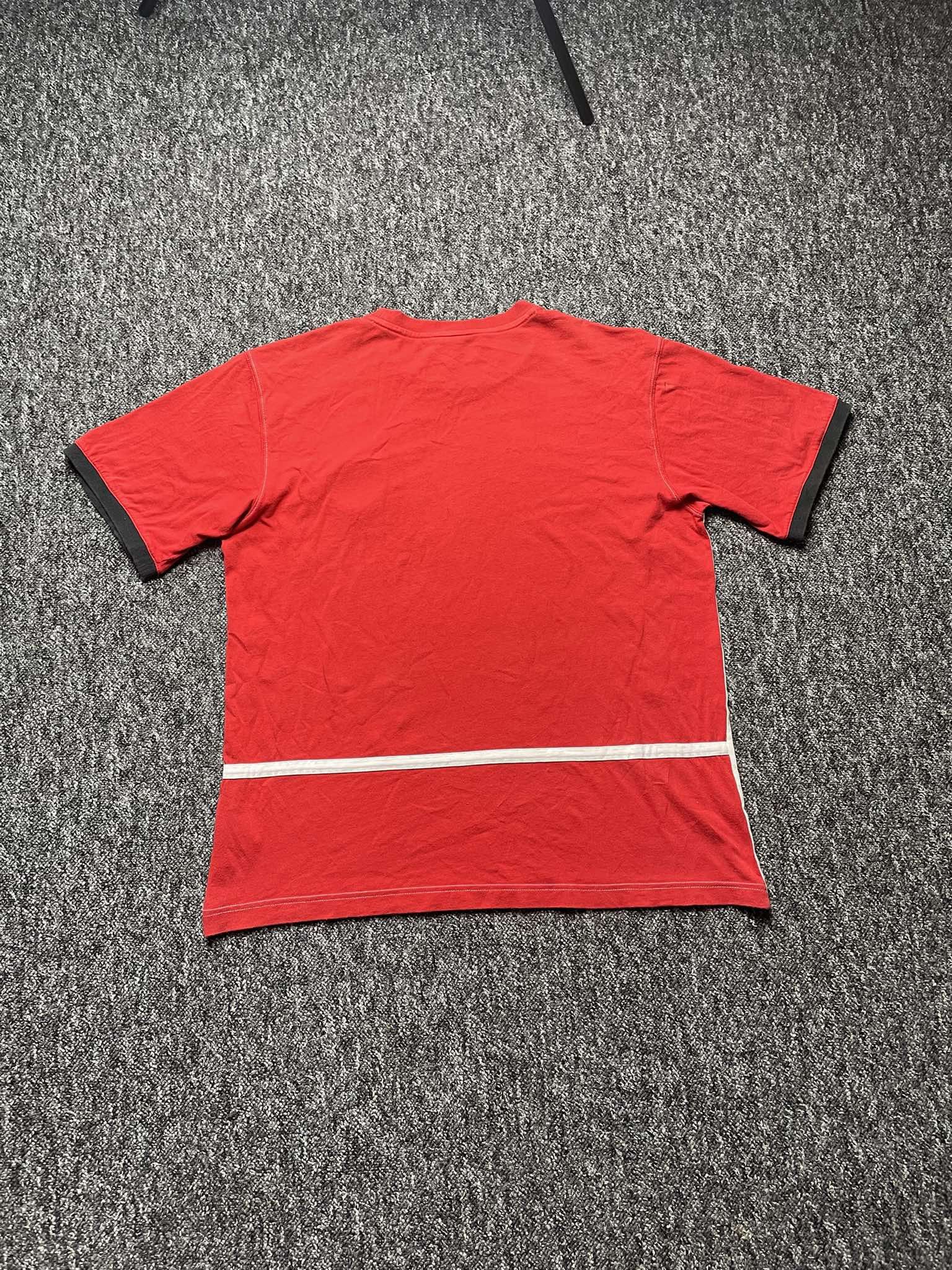 Nike × Vintage Tshirt shirt Nike Solo Swoosh sportswear logo basic boxy Size US L / EU 52-54 / 3 - 6 Thumbnail