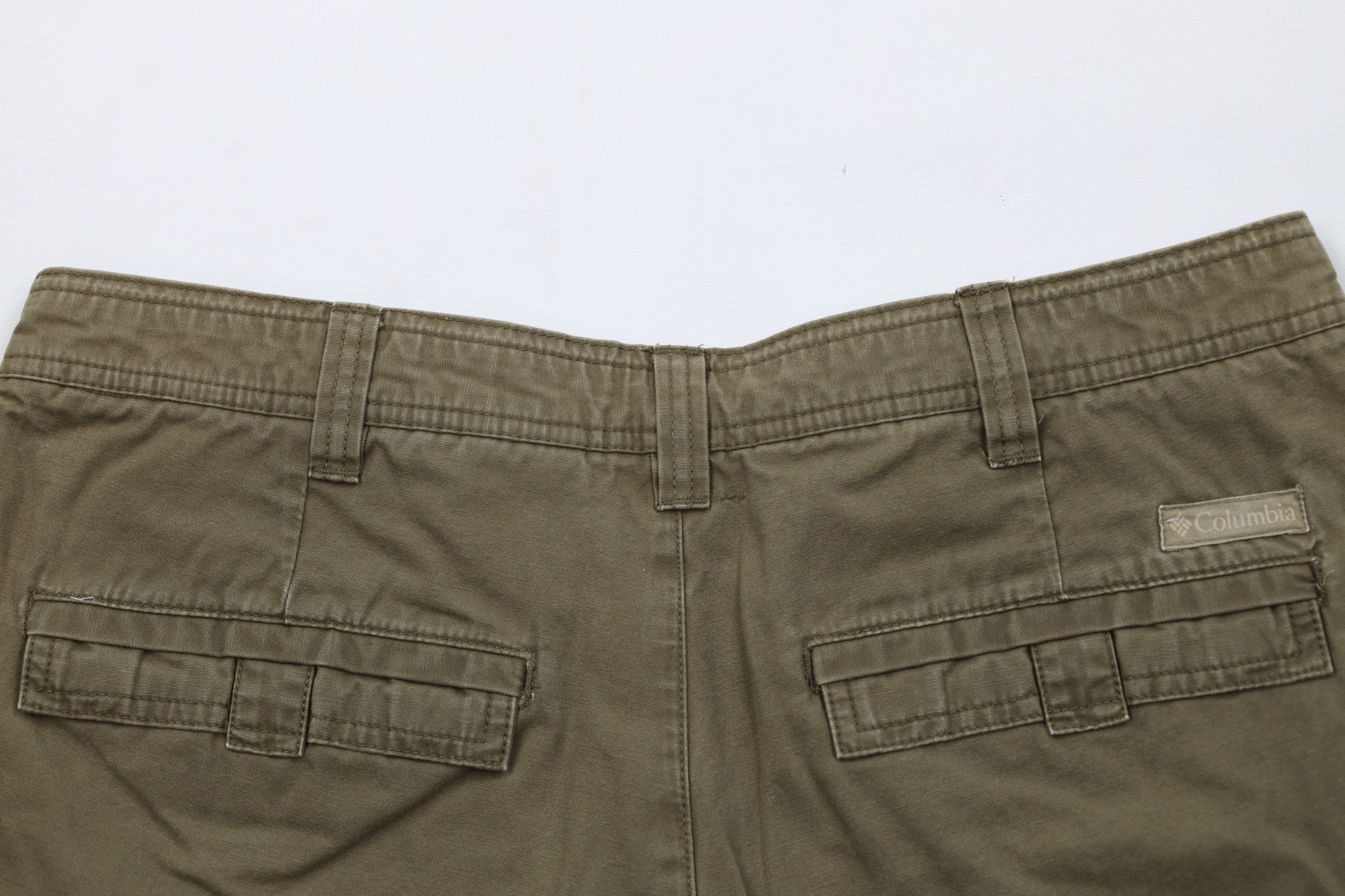 Columbia Vintage Columbia Spell Outdoor Hiking Trekking Shorts Green Size US 34 / EU 50 - 10 Thumbnail