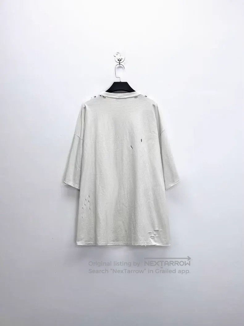 Balenciaga Balenciaga Letter logo short-sleeve destruction T-shirt Size US S / EU 44-46 / 1 - 2 Thumbnail