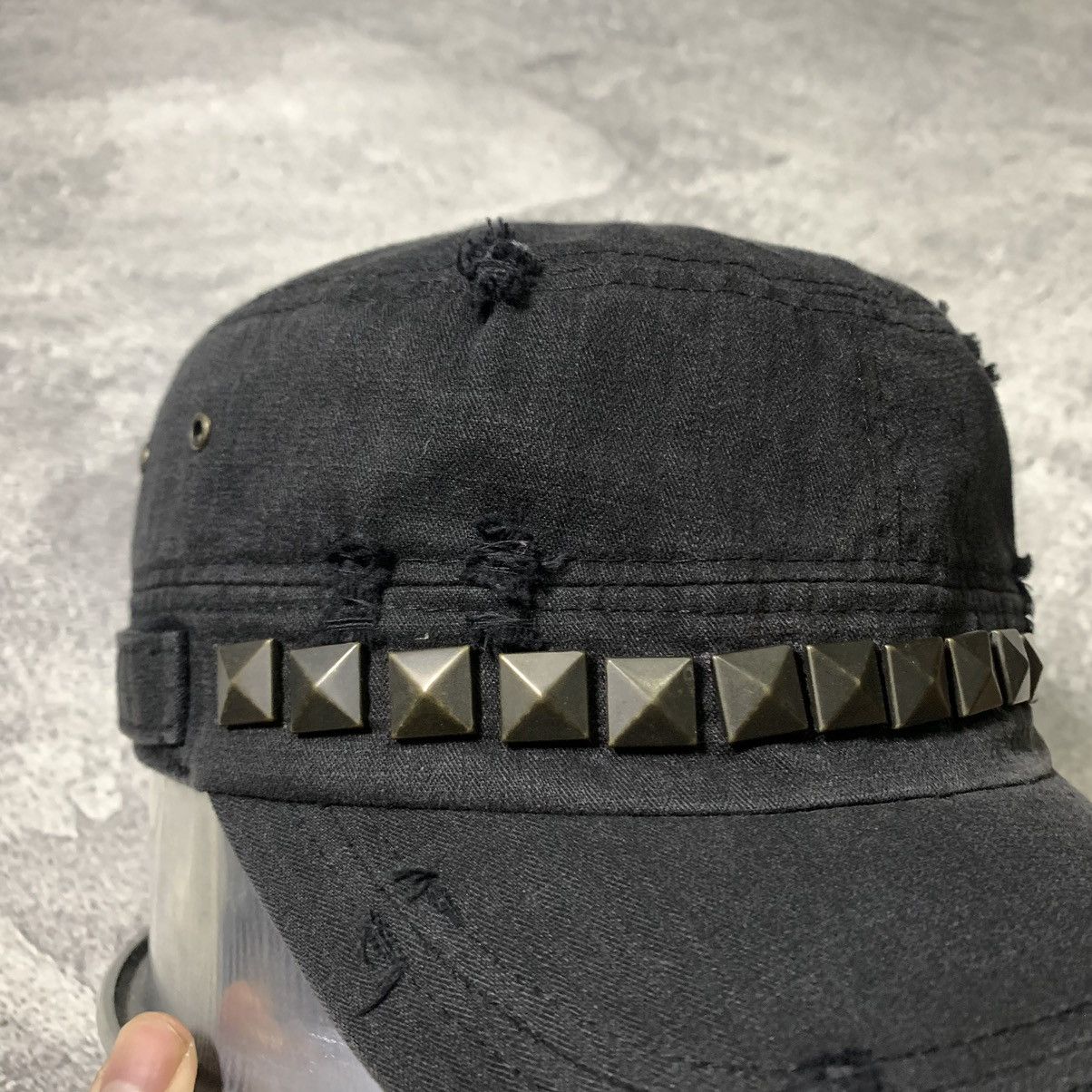 If Six Was Nine Y2K MILITARY DISTRESSED STUDDED HAT Size ONE SIZE - 2 Thumbnail
