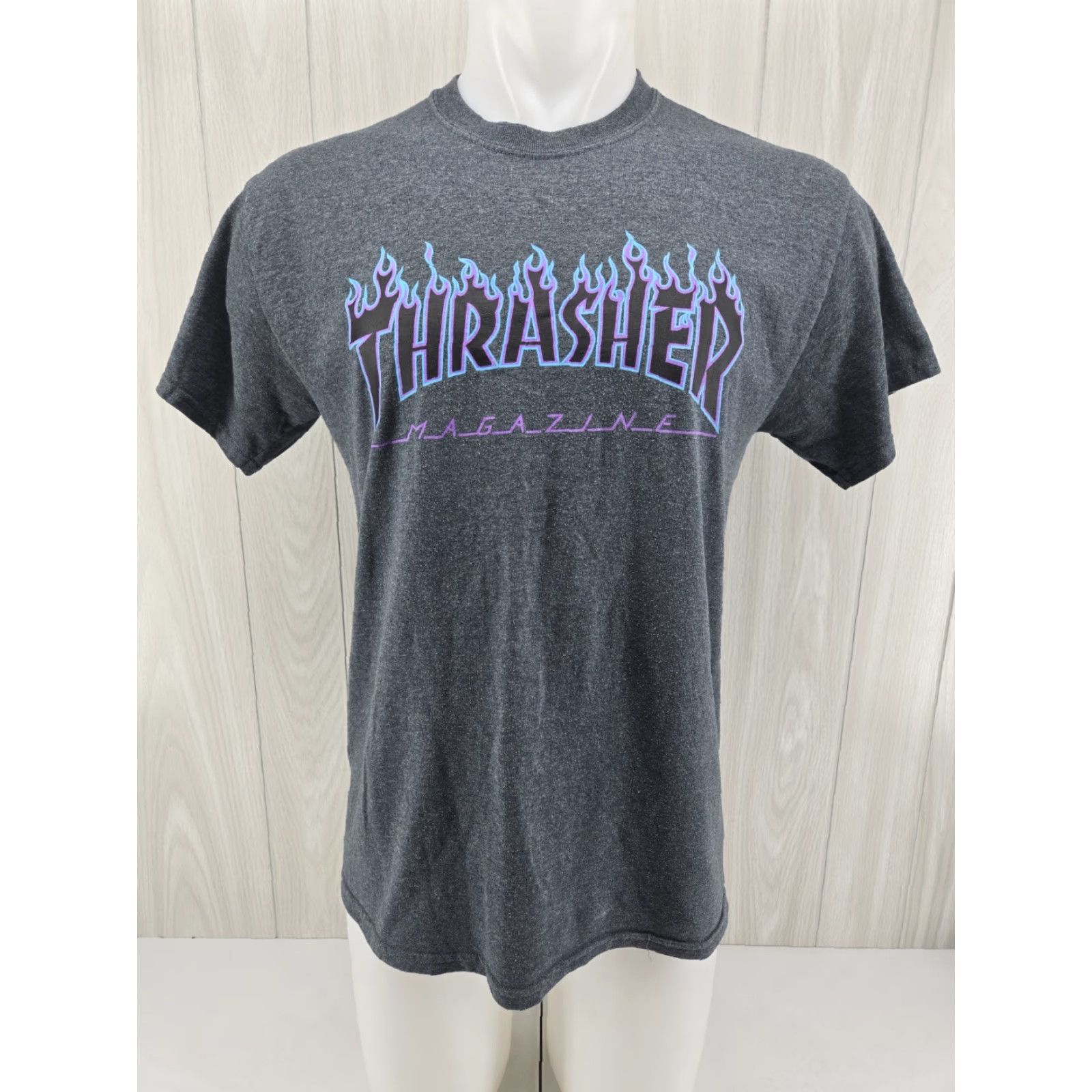 Thrasher Thrasher Magazine T-Shirt Mens M Skateboarding Gray Purple Logo Shirt Mens Medium Skateboard Thrasher Logo 90s Fire Size US M / EU 48-50 / 2 - 2 Thumbnail