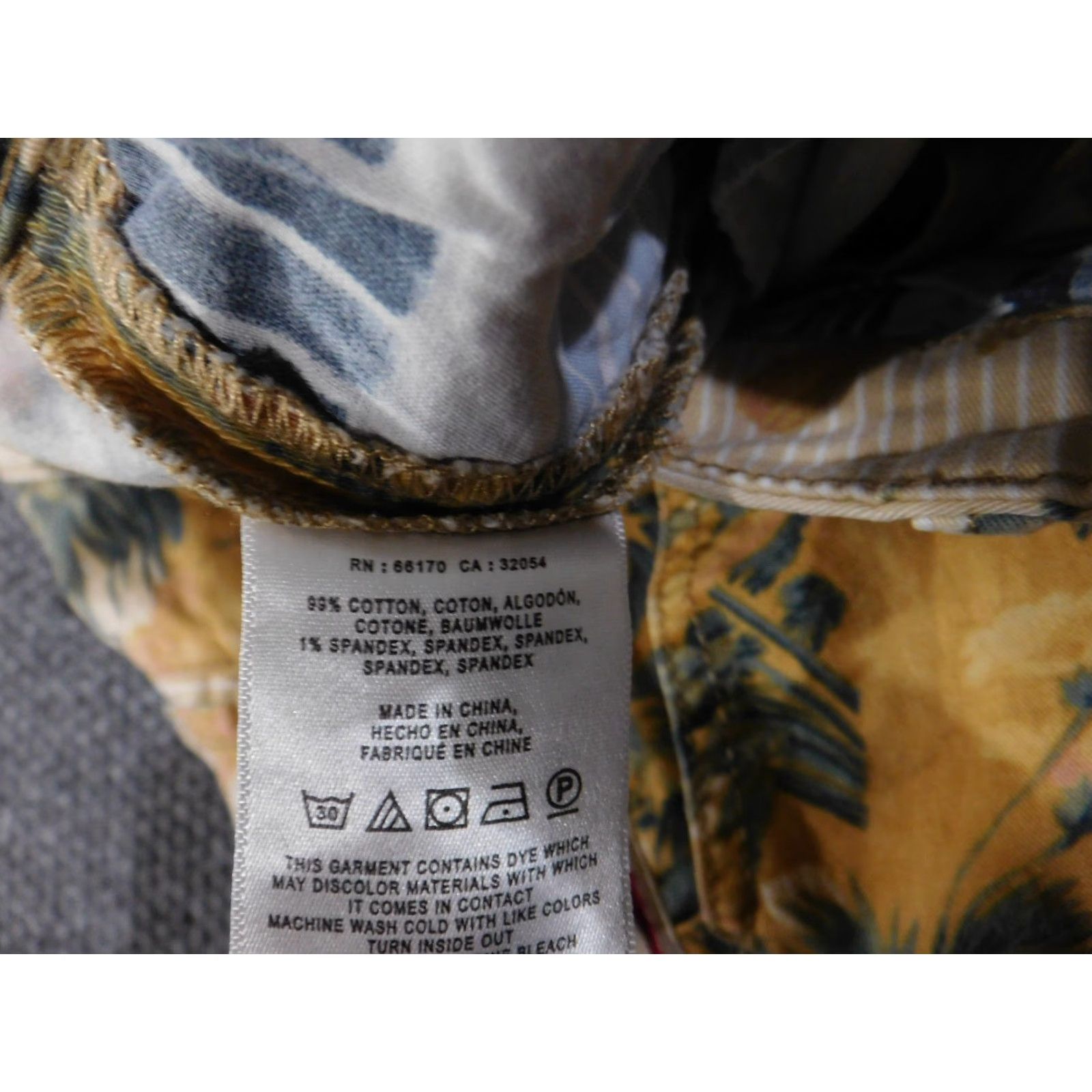 Anthropologie Anthropologie Pants Womens 27 Multicolor Floral Tropical Relaxed Chino Pants Straight Leg Size 27" / US 4 / IT 40 - 6 Thumbnail