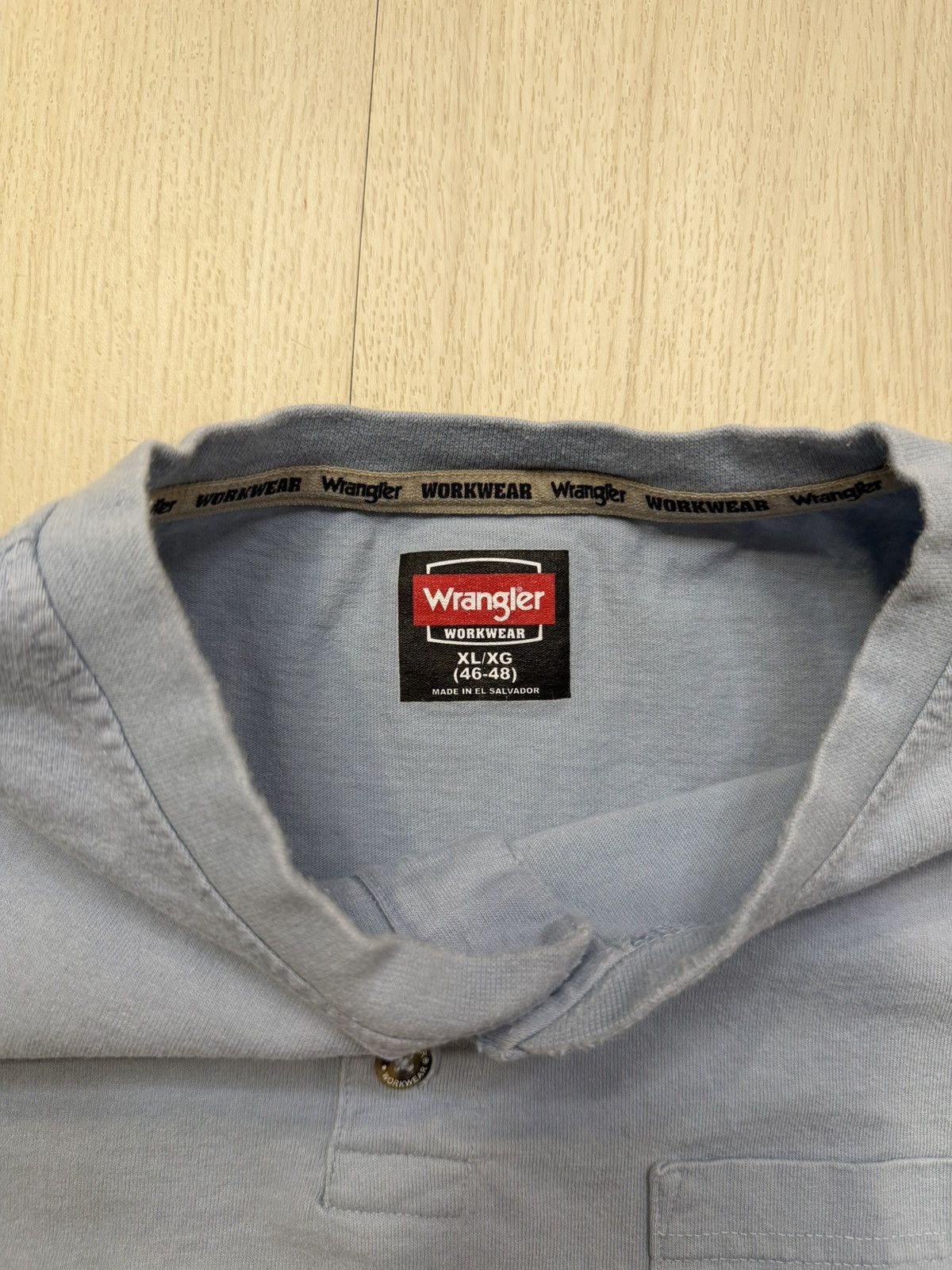 Wrangler Wrangler Workwear Short Sleeve Henley Pocket Shirt Size US XL / EU 56 / 4 - 4 Thumbnail