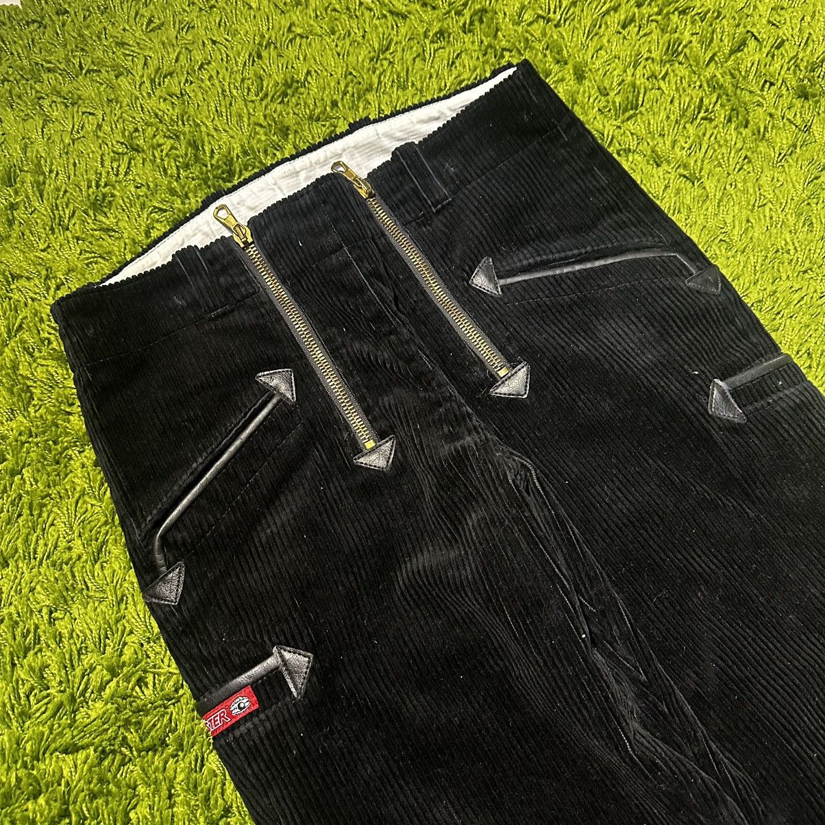 Other Crazy Rare Black corduroy Oyster European Workwear Pants Size US 32 / EU 48 - 4 Thumbnail
