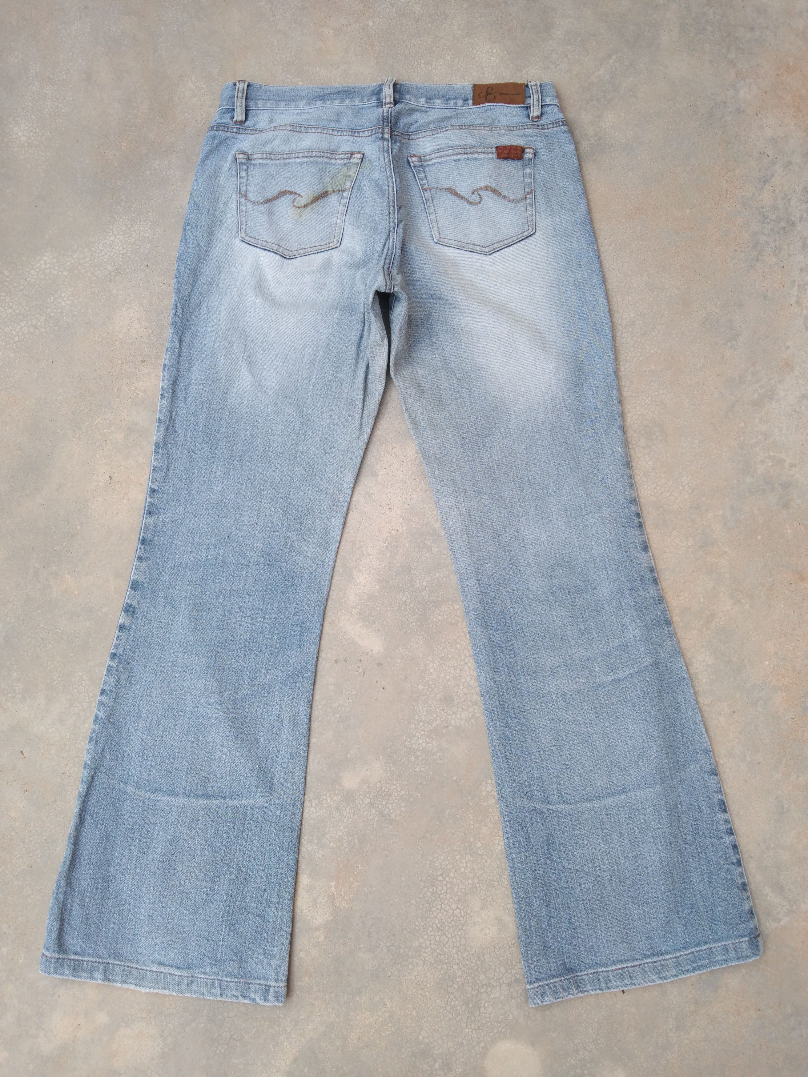 Japanese Brand Vintage Flared Jeans 29x30 Size US 29 - 2 Thumbnail